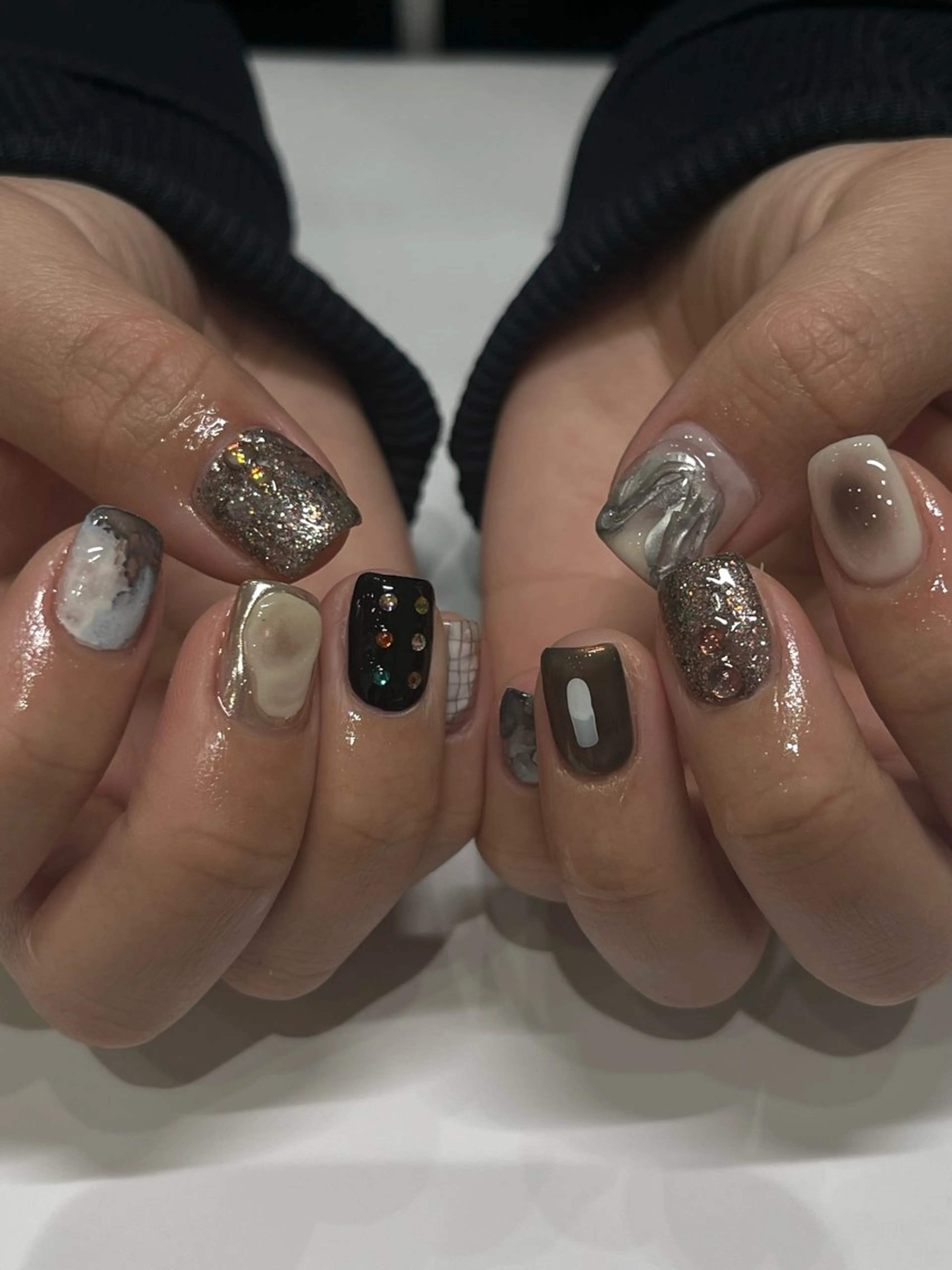 ネイル ハンドネイル LETTER_& SAKIのネイルデザイン