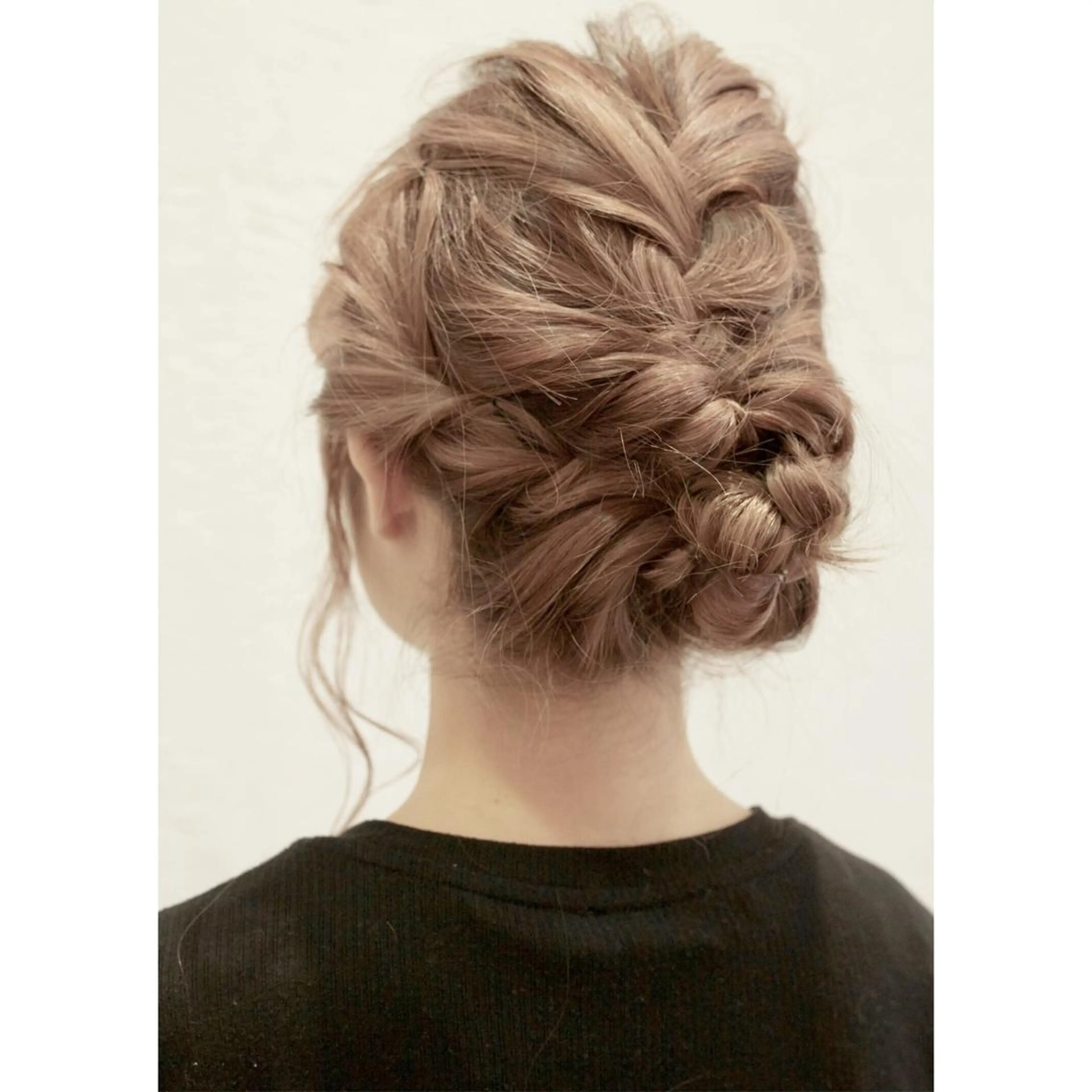 ヘアアレンジ 結婚式・ブライダル fio マナミのヘアスタイル