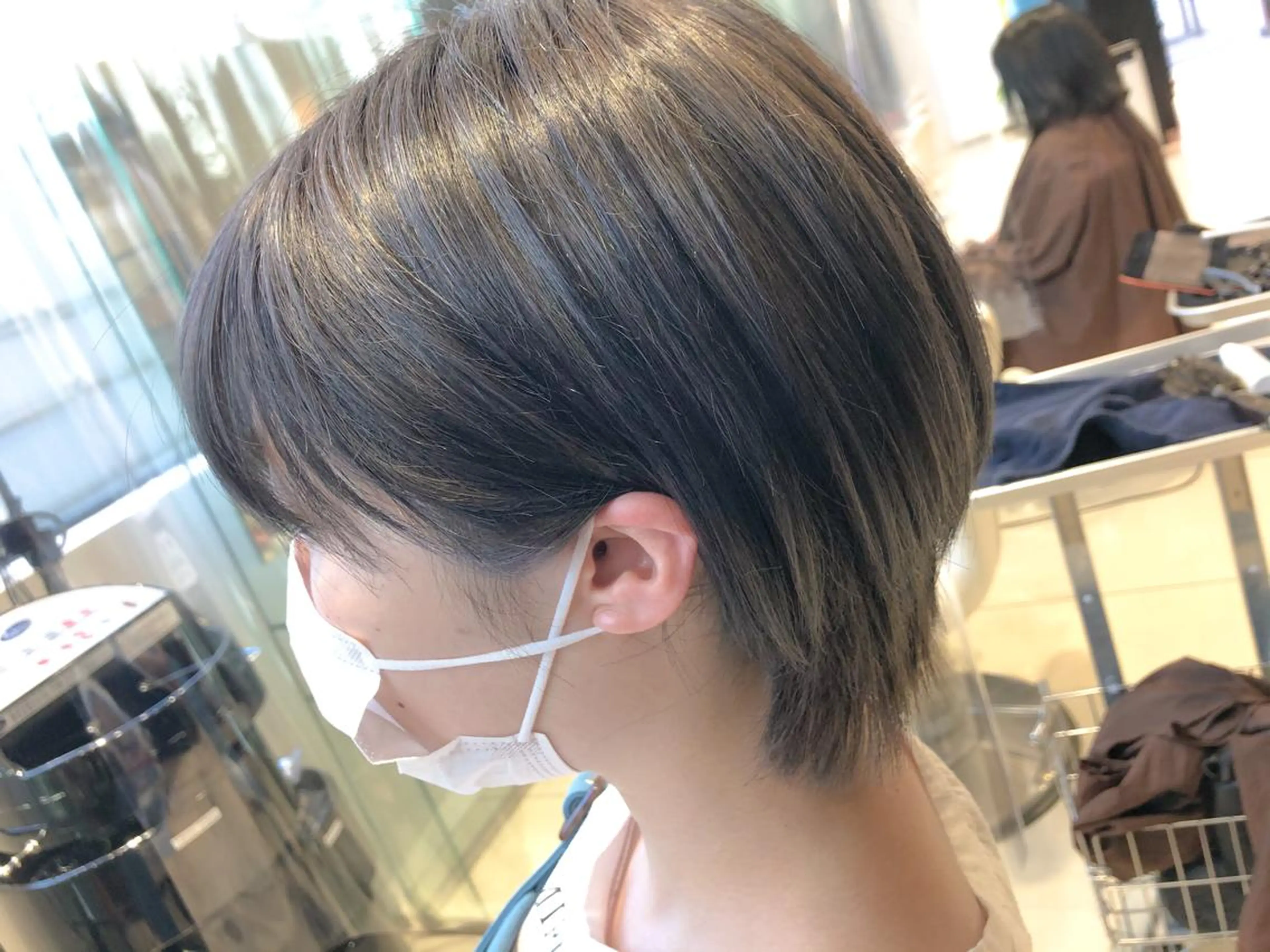 ショート カラー カット ヘアカラー 宮下 弦也のヘアスタイル