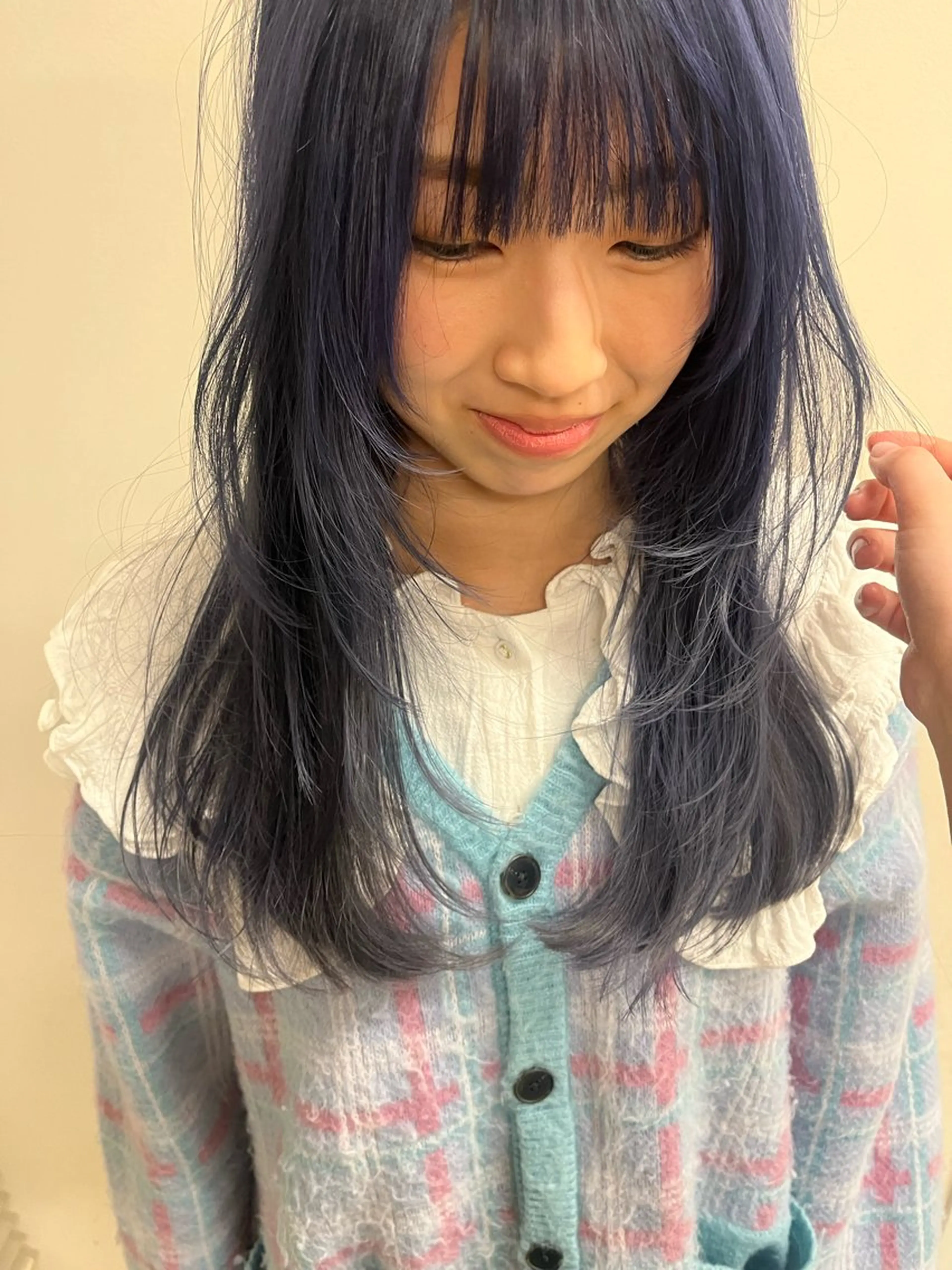 ロング 顔まわりレイヤー レイヤーカット kchiara所属・yura /レイヤーカットのヘアスタイル