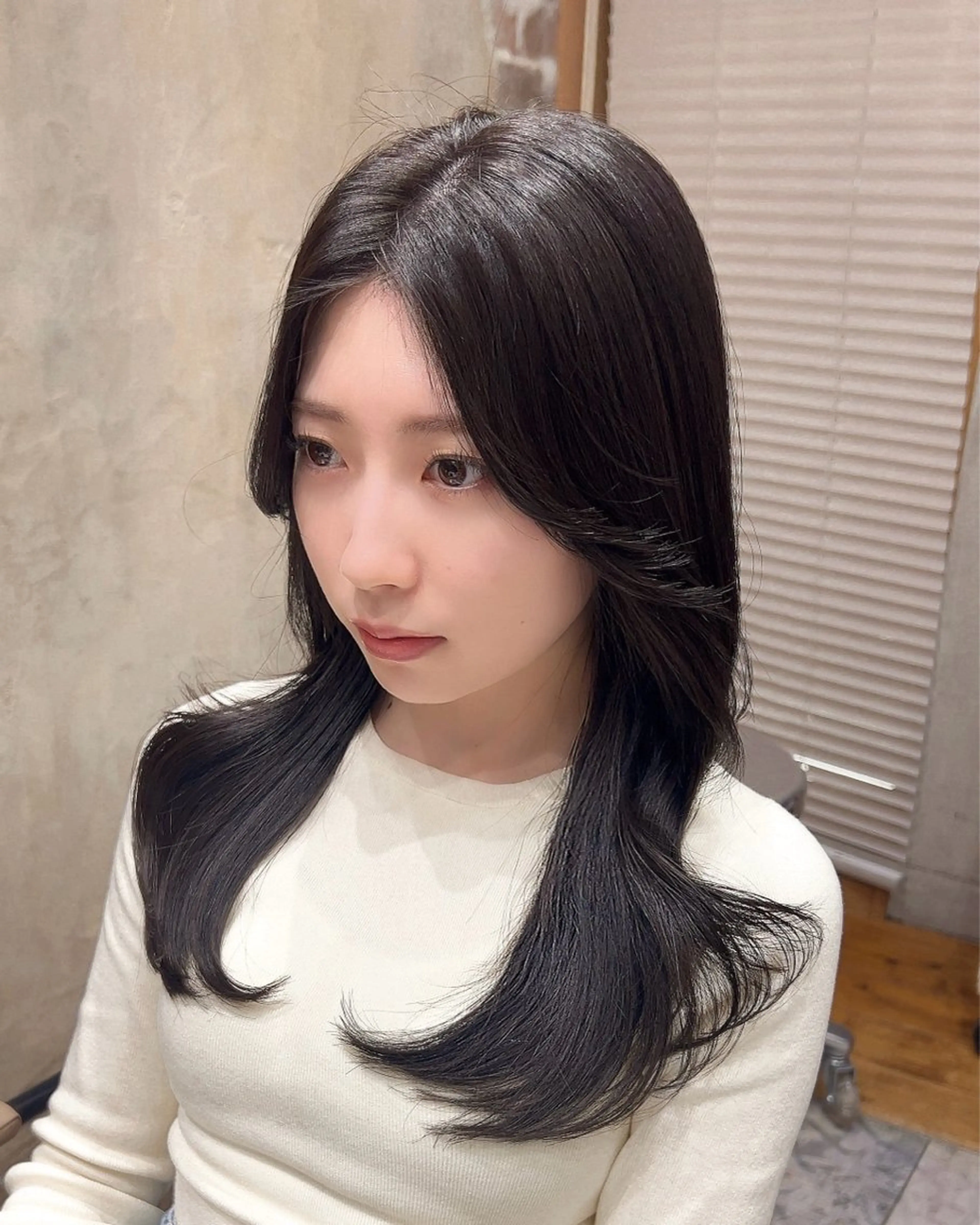 セミロング くびれヘア かきあげバング レイヤーカット 🧡くびれヘア/前髪 顔周り🧡久原結衣のヘアスタイル