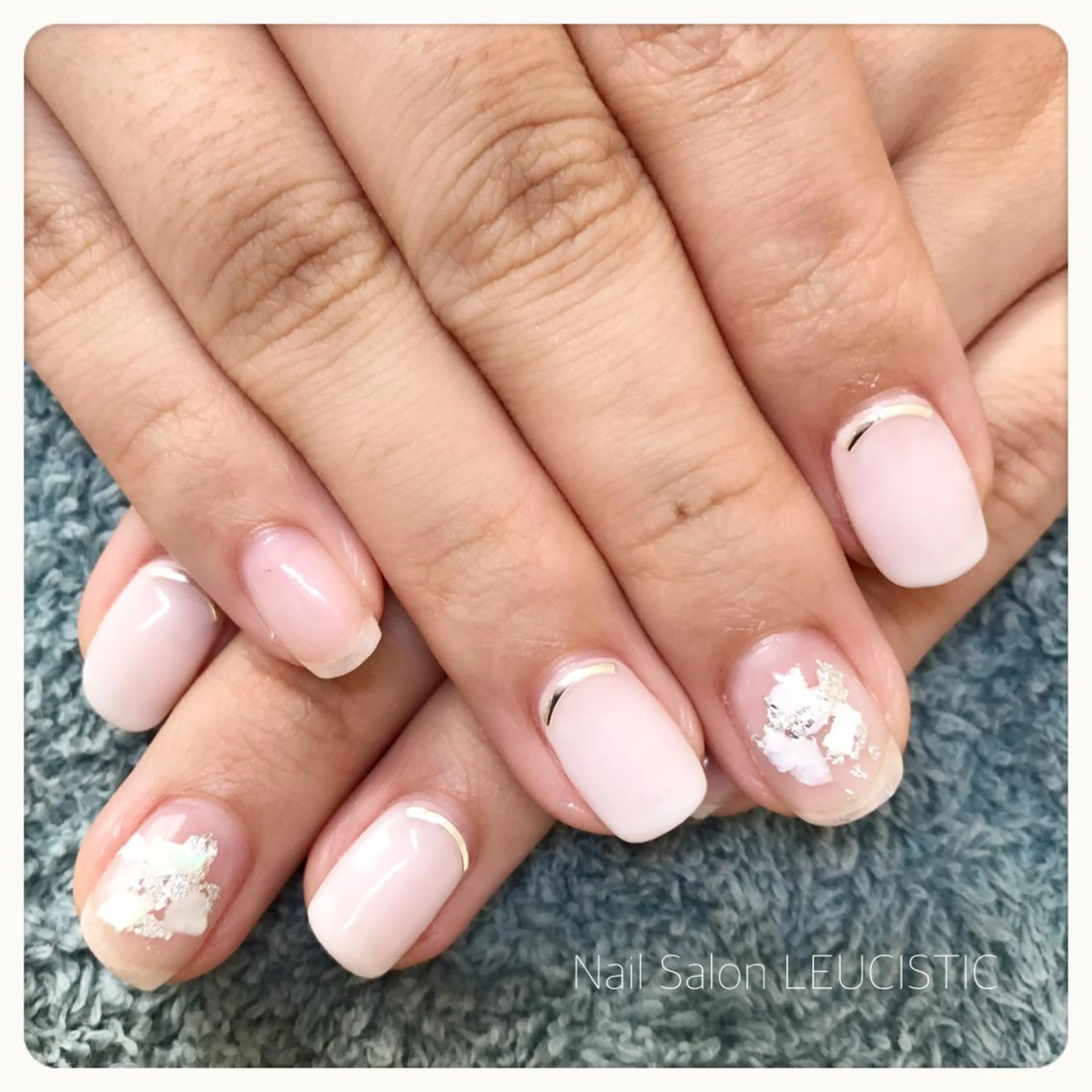 ネイル クリアネイル シルバー ホワイト 美時雨・bishigure所属・美時雨 bishigureのエステ・リラクイメージ