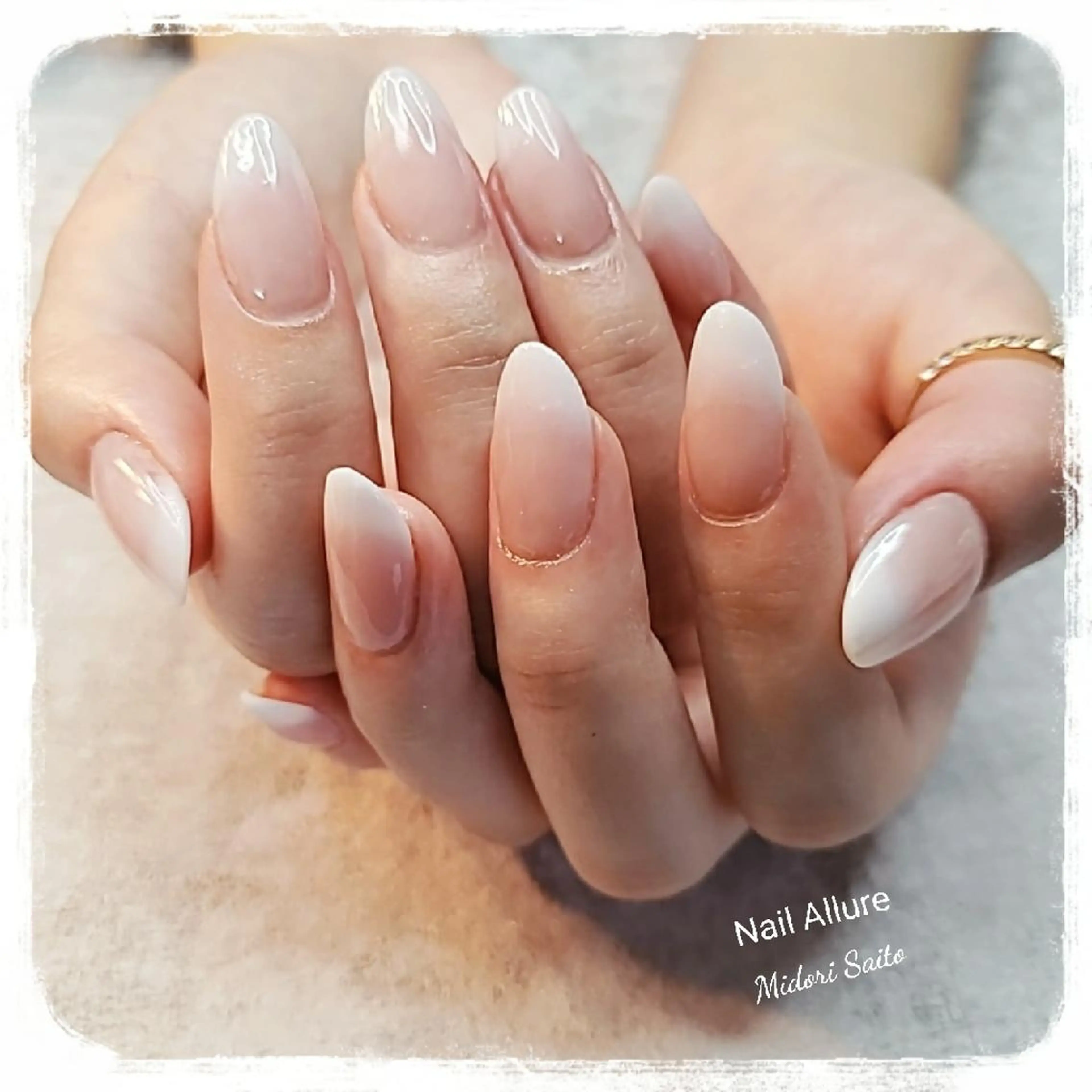 ネイル グリーン スカルプネイル Nail Allure(ネイル アルーア)所属・Nail Allureのネイルデザイン