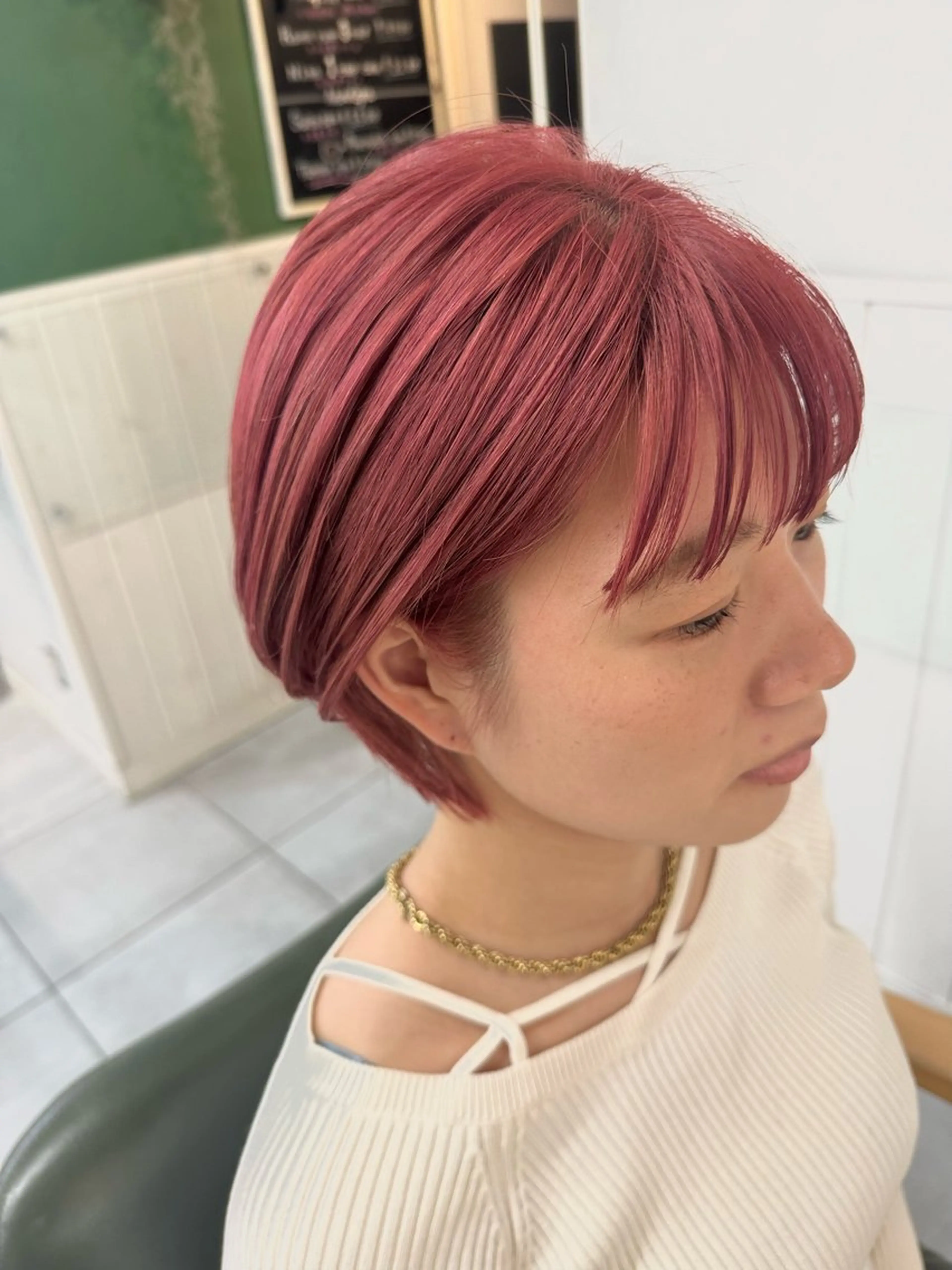 ショート カラー ブリーチ ブリーチなしカラー レッドカラー fukuyasu rikaのネイルデザイン