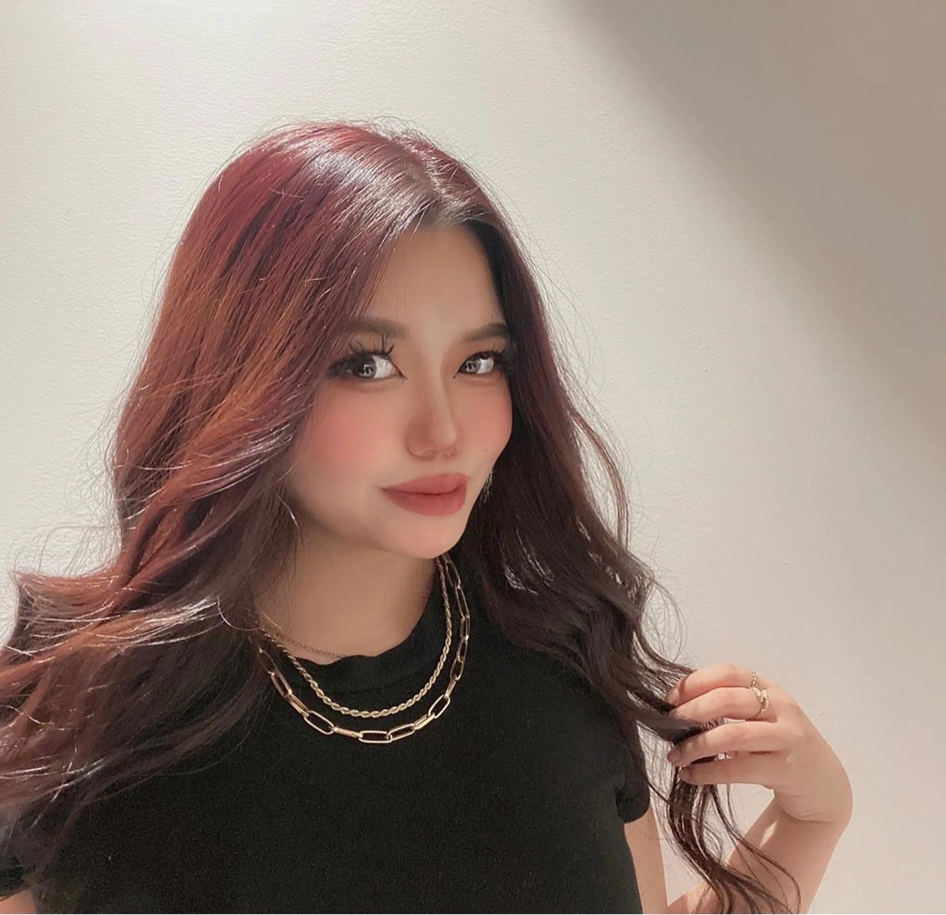 ロング カラー カット ヘアカラー トリートメント &chaLme   心斎橋所属・emi/髪質改善/ 韓国風/艶カラーのヘアスタイル