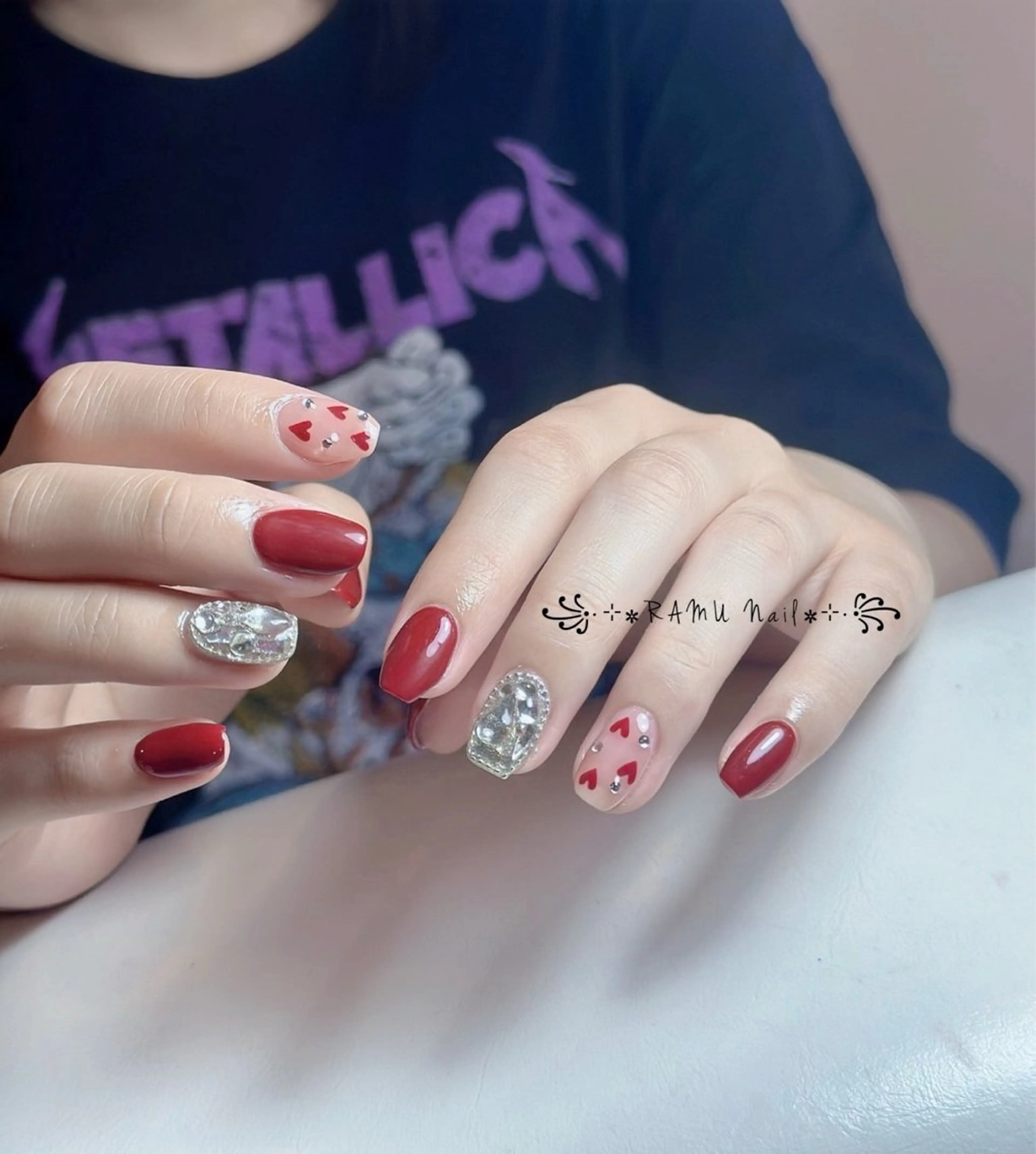 ネイル キラキラネイル マグネットネイル ミラーネイル ピンク 夏ネイル ハンドネイル RAMU Nail 恵比寿店のネイルデザイン