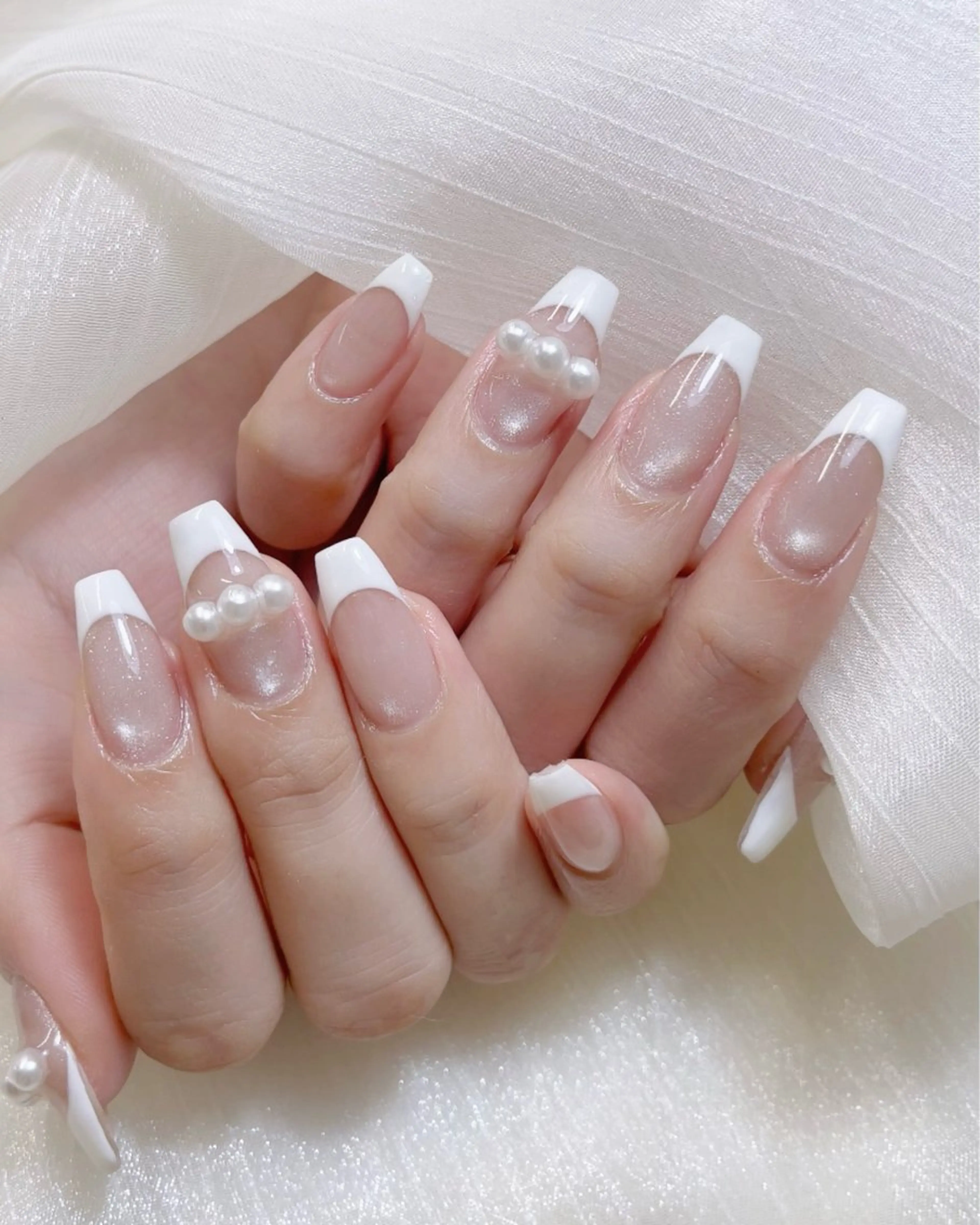 ネイル チークネイル フレンチネイル ハート キラキラネイル 韓国ネイル ハンドネイル Speraネイル 大宮店🎀のネイルデザイン