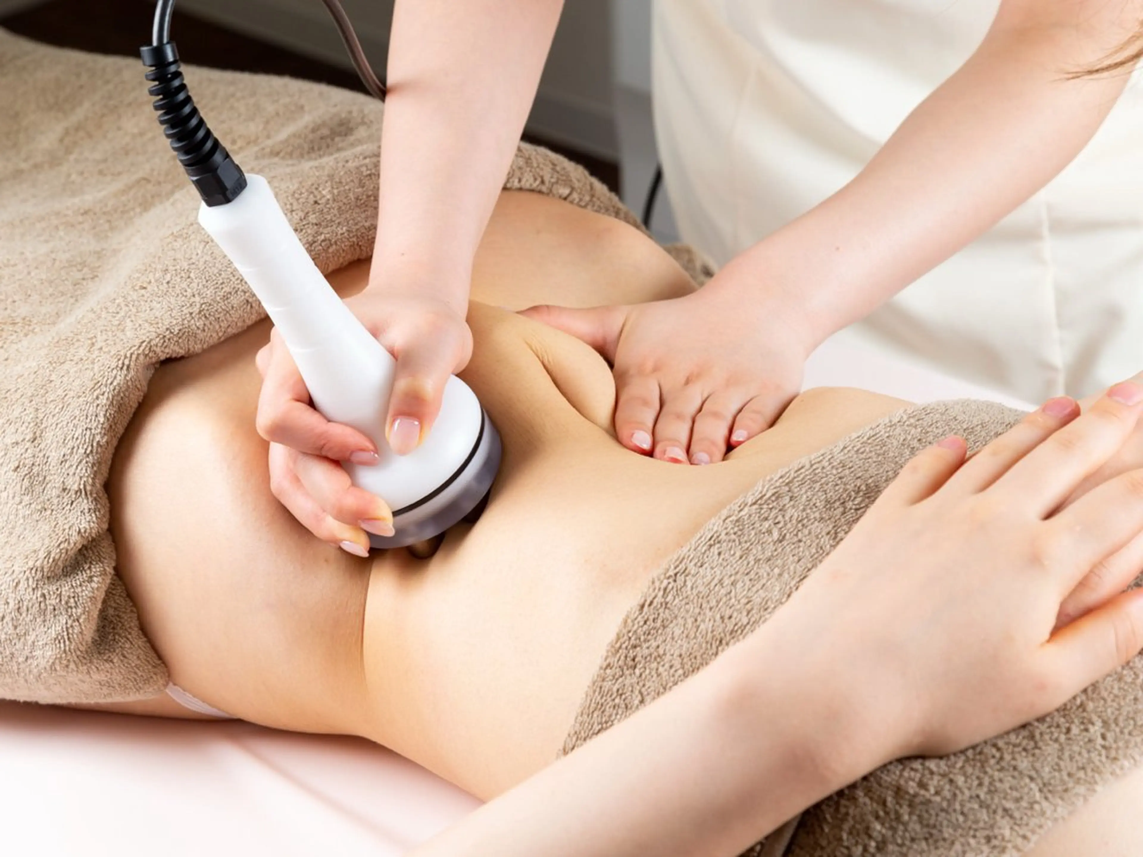 人気No.2⭐️【お腹・太もも・お尻集中】美くびれ爆誕!中半身コース90分 ¥8500の写真