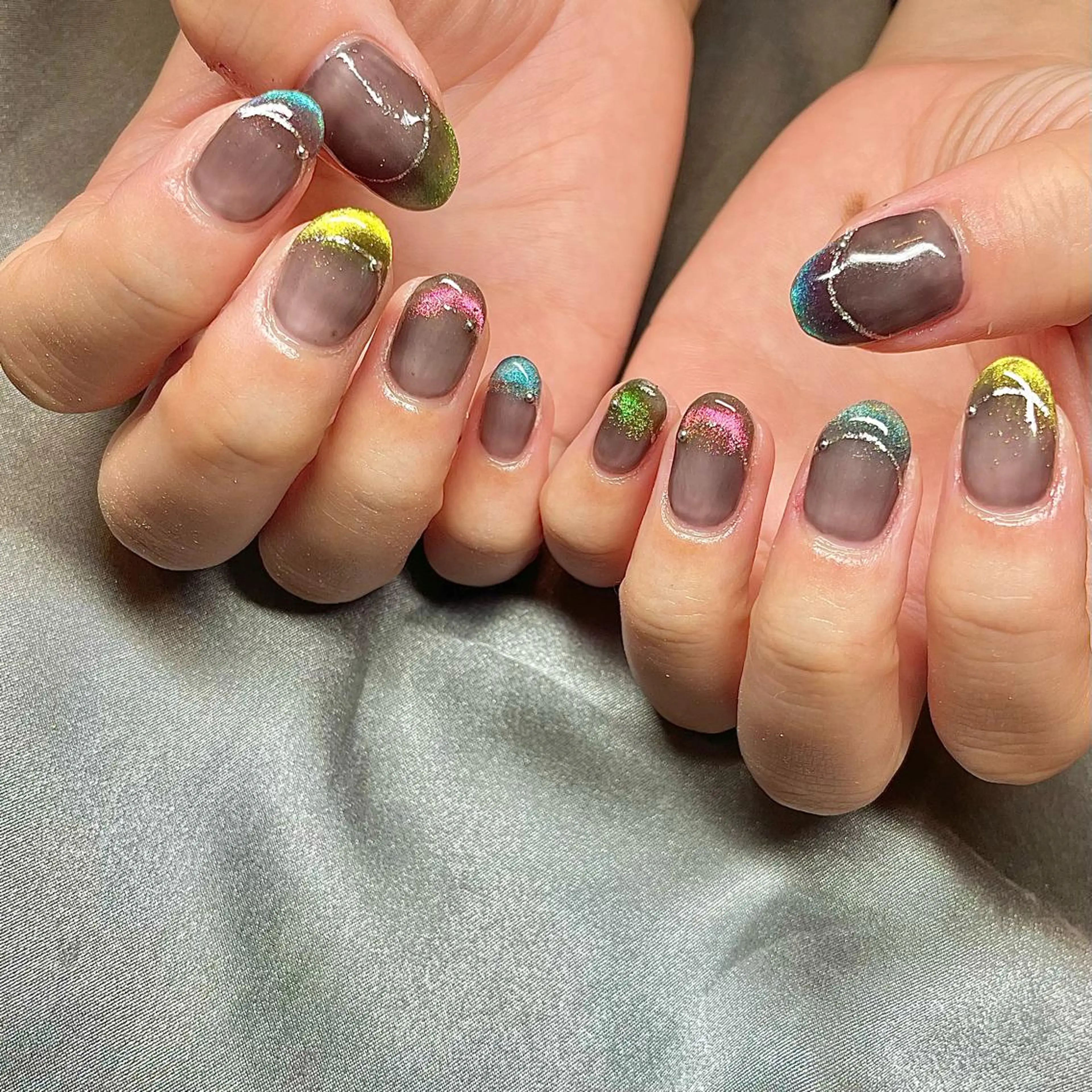 ミディアム カラー パーマ ヘアアレンジ メンズ キッズ ネイル マツエク・マツパ アイブロウ マグネットネイル nail&eye Aoのマツエク・マツパデザイン