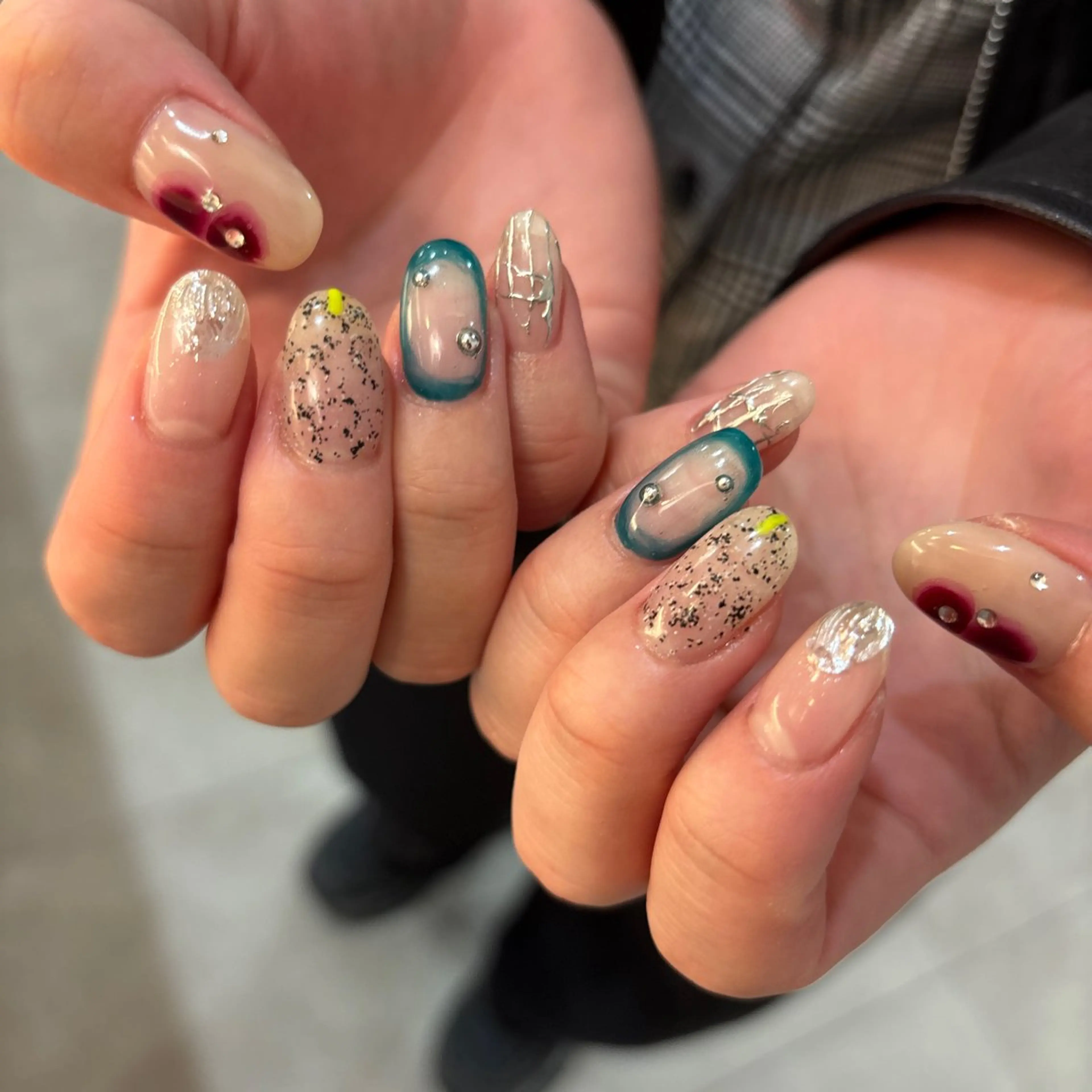 ネイル ハンドネイル 栗田 ゆう子のネイルデザイン