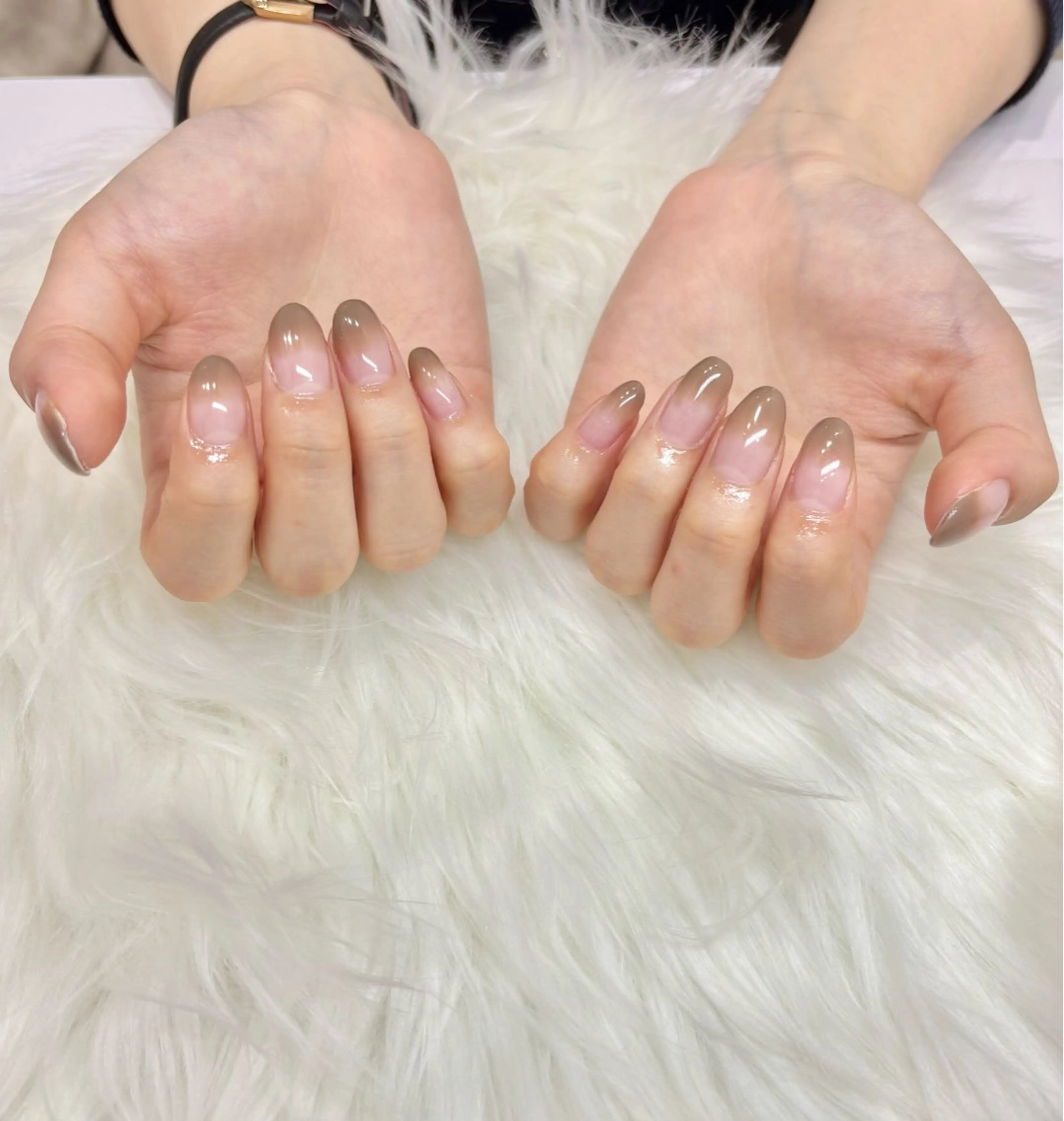 ネイル フレンチネイル グラデーション キラキラネイル 韓国ネイル マグネットネイル Angie Nail所属・Angie Nail CHIYURIのネイルデザイン