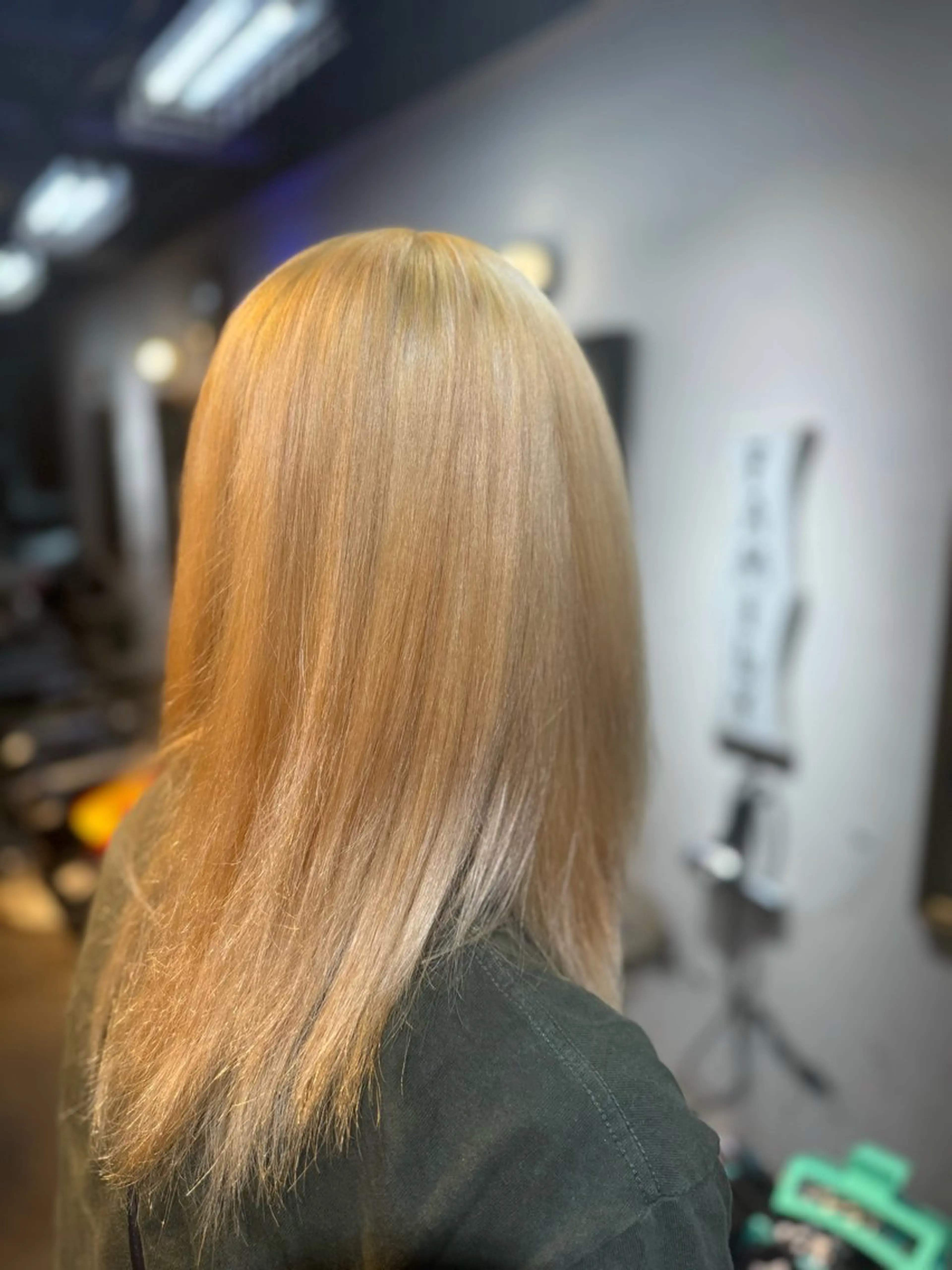 リタッチブリーチ➕カラーの写真