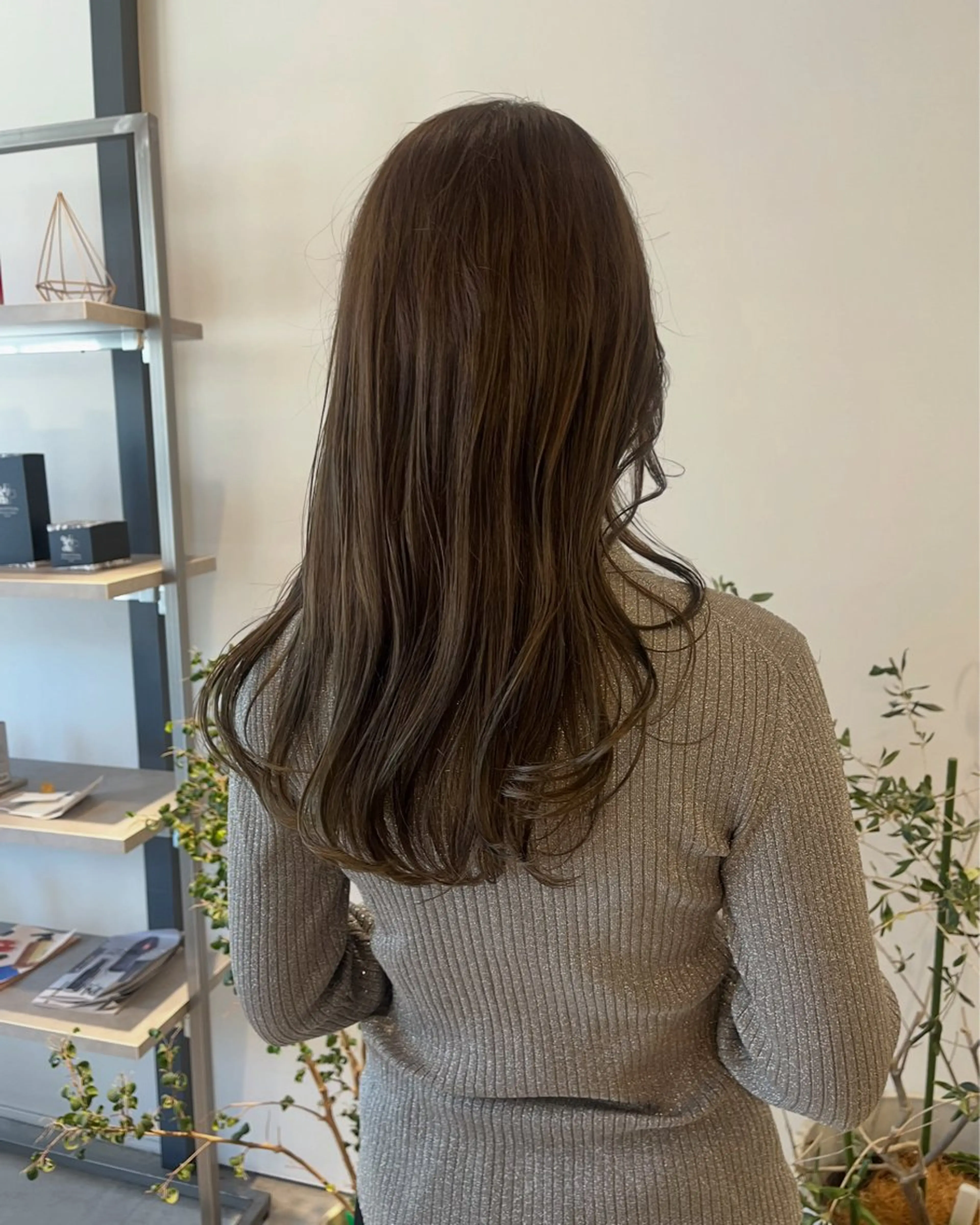 カット+カラー+集中補修ケアトリートメント✨の写真