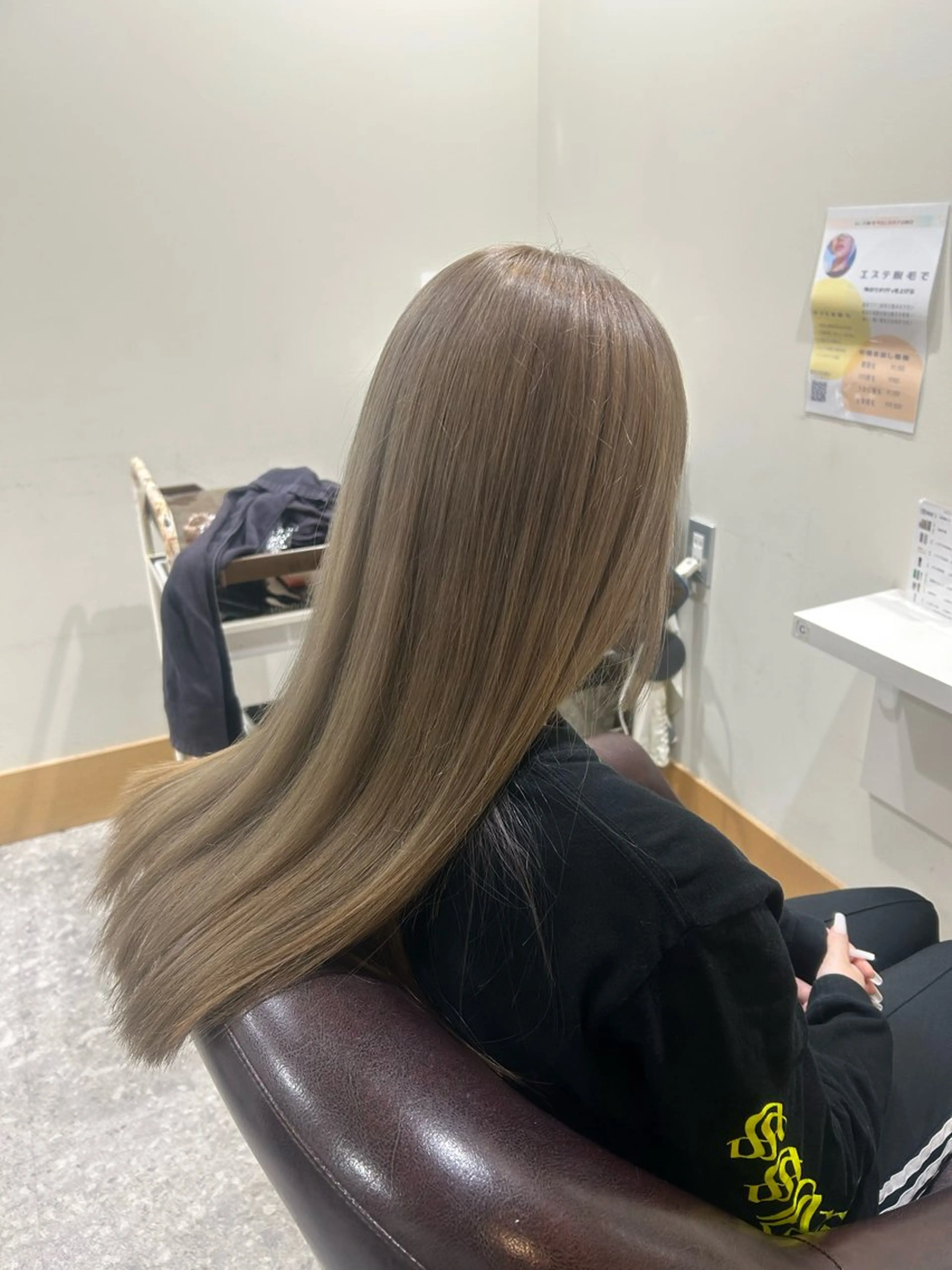 【🥀リピーター様限定🥀】カット+ヘアカラー+CMCトリートメント‼️3回まで!の写真