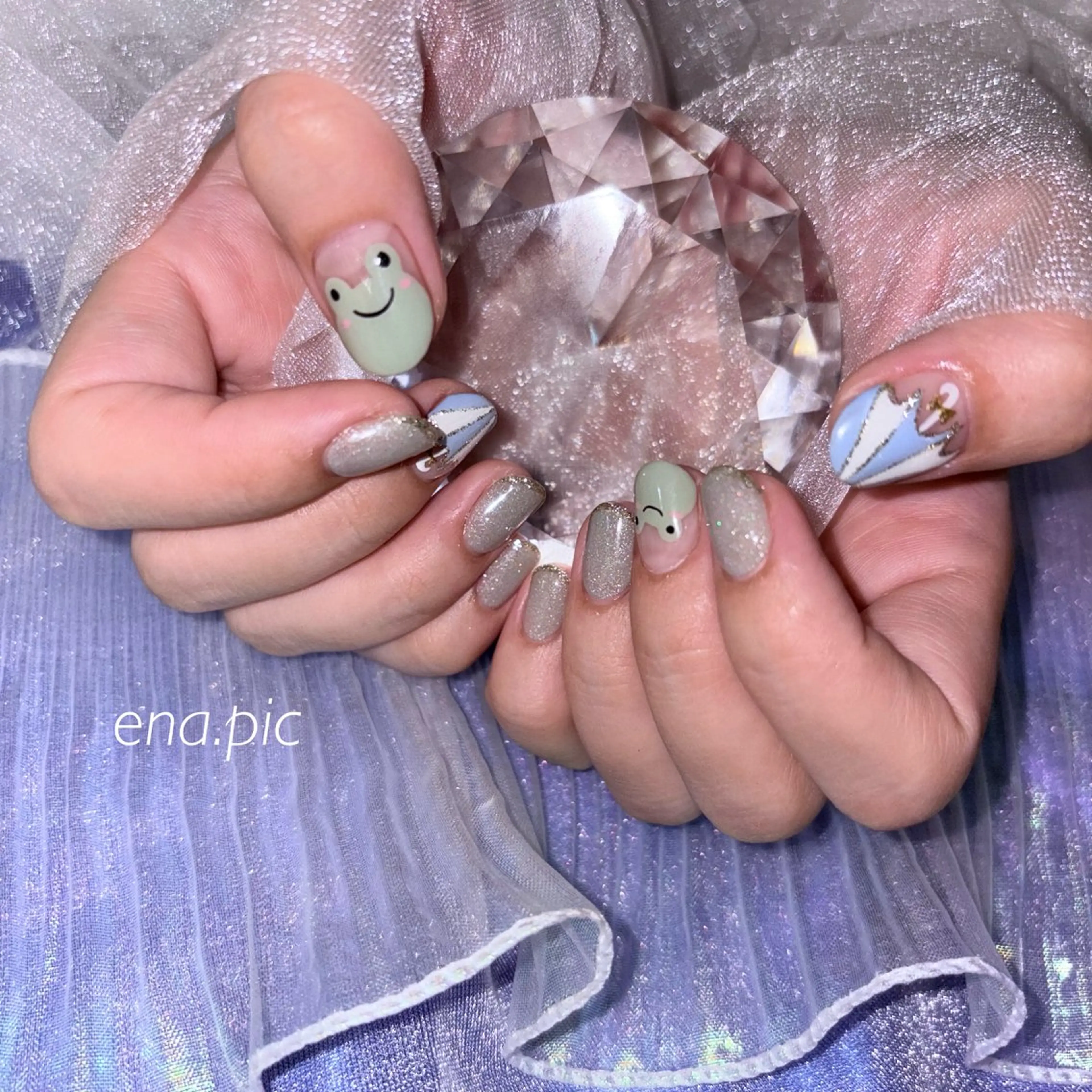 ネイル toyvenail 🖤enaのネイルデザイン