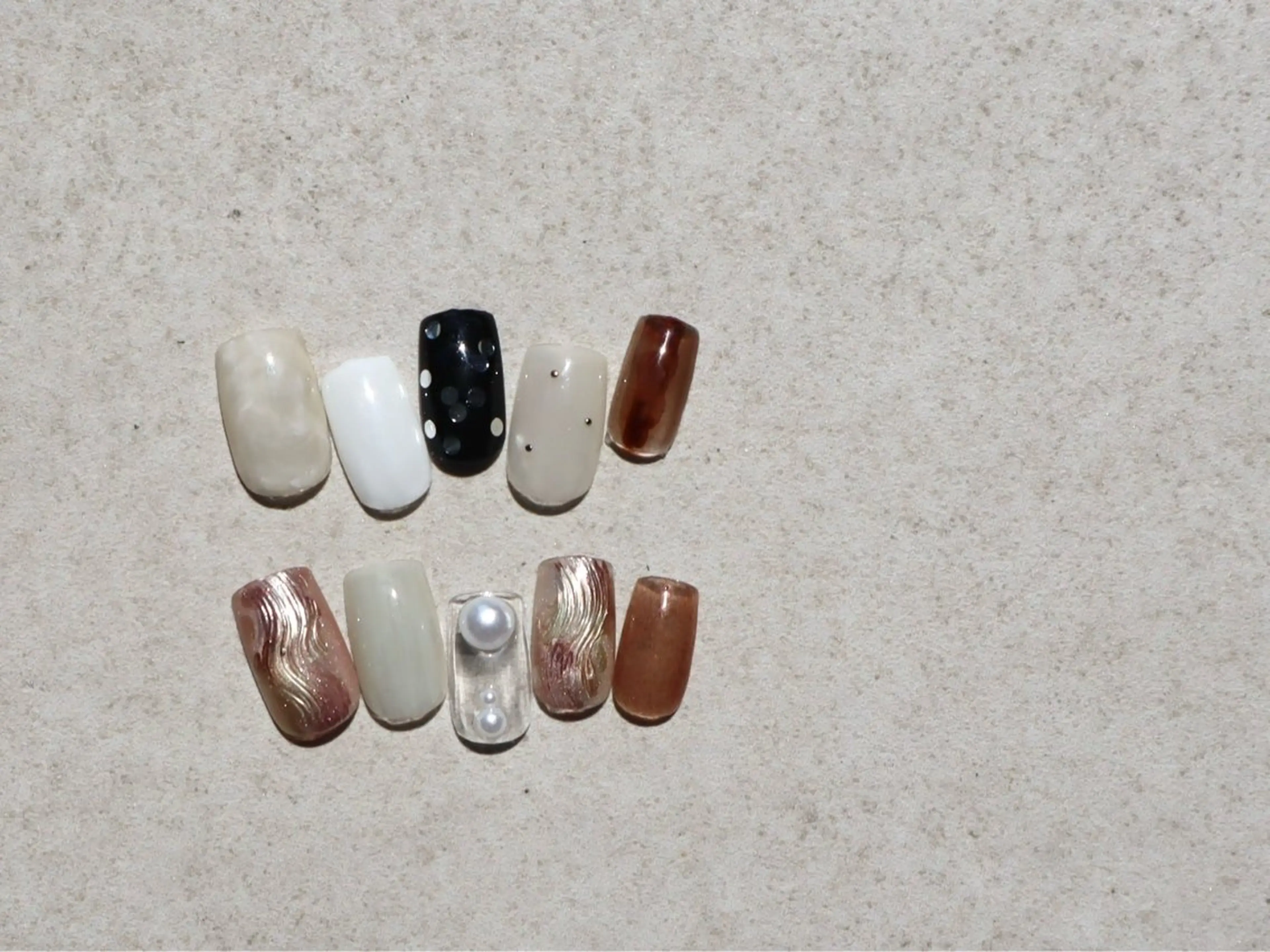 ネイル She's nail 新宿店所属・haruna Ｙのネイルデザイン