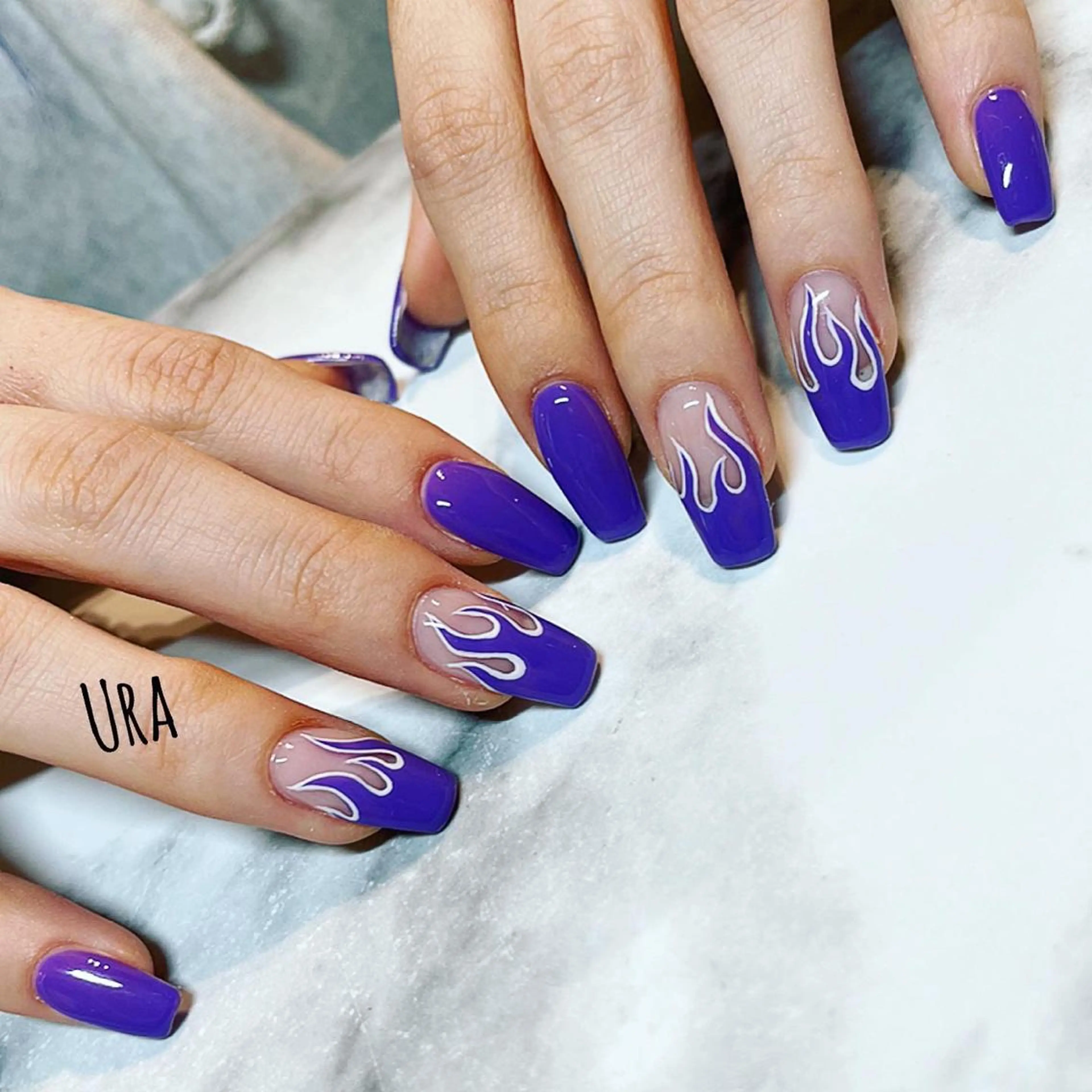 ネイル UrakoNail 《nail》のネイルデザイン