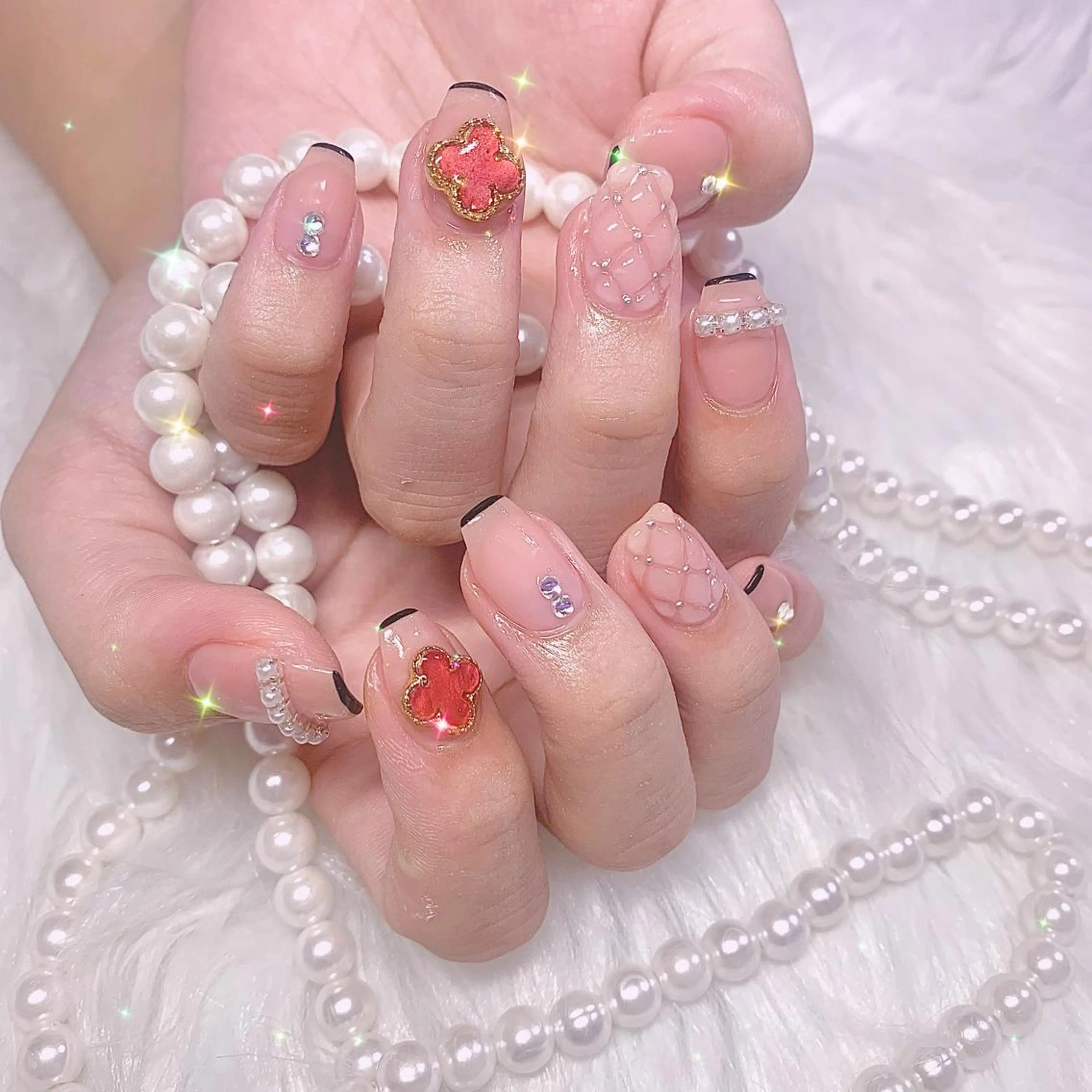 ネイル élu by Noriko 前原のネイルデザイン