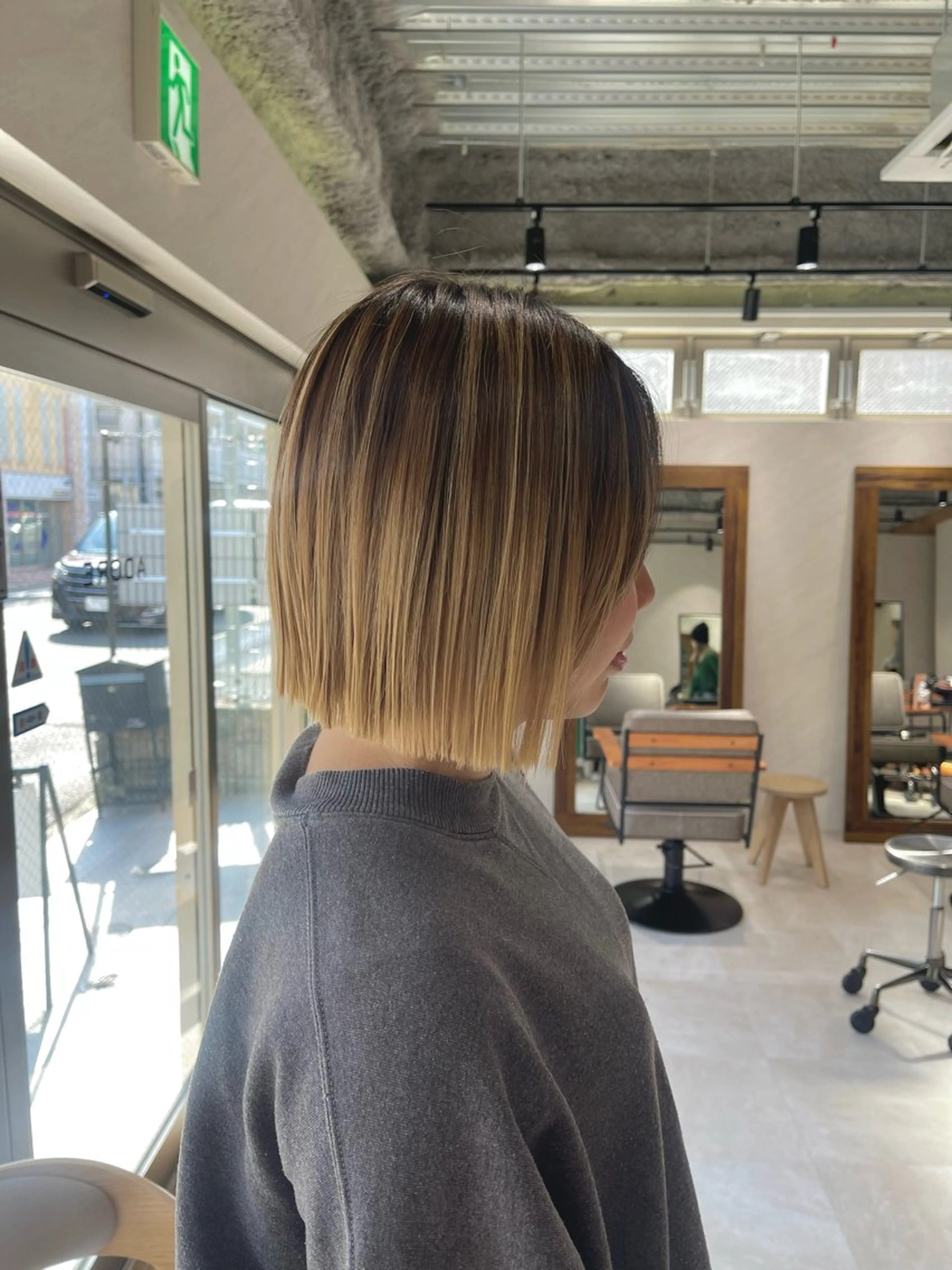 ショート カラー ボブ カット ヘアカラー トリートメント 🩵ボブ/レイヤー /髪質改善🩵のヘアスタイル