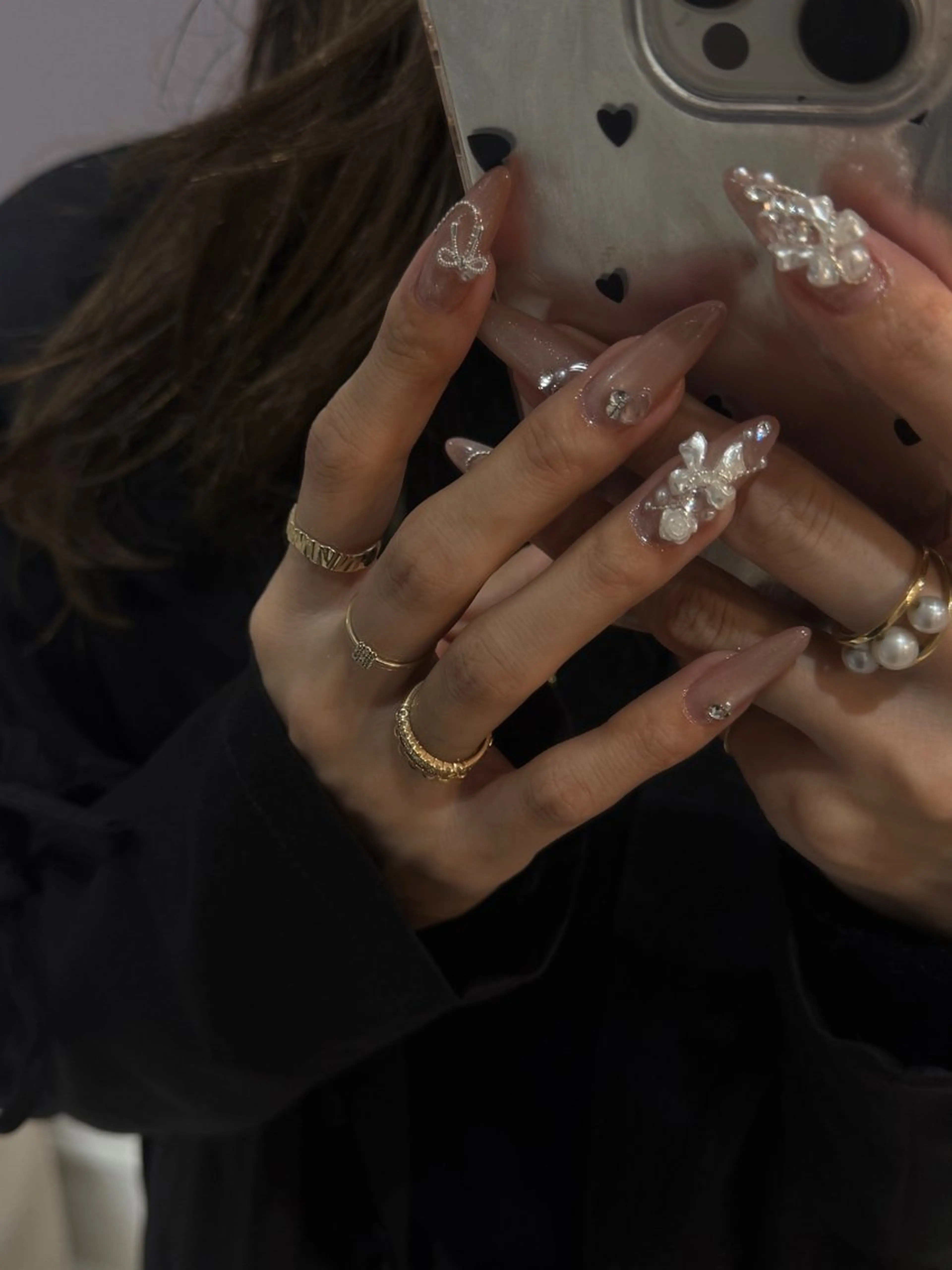 ロング ハンドネイル Nailsalon M-crystalのネイルデザイン