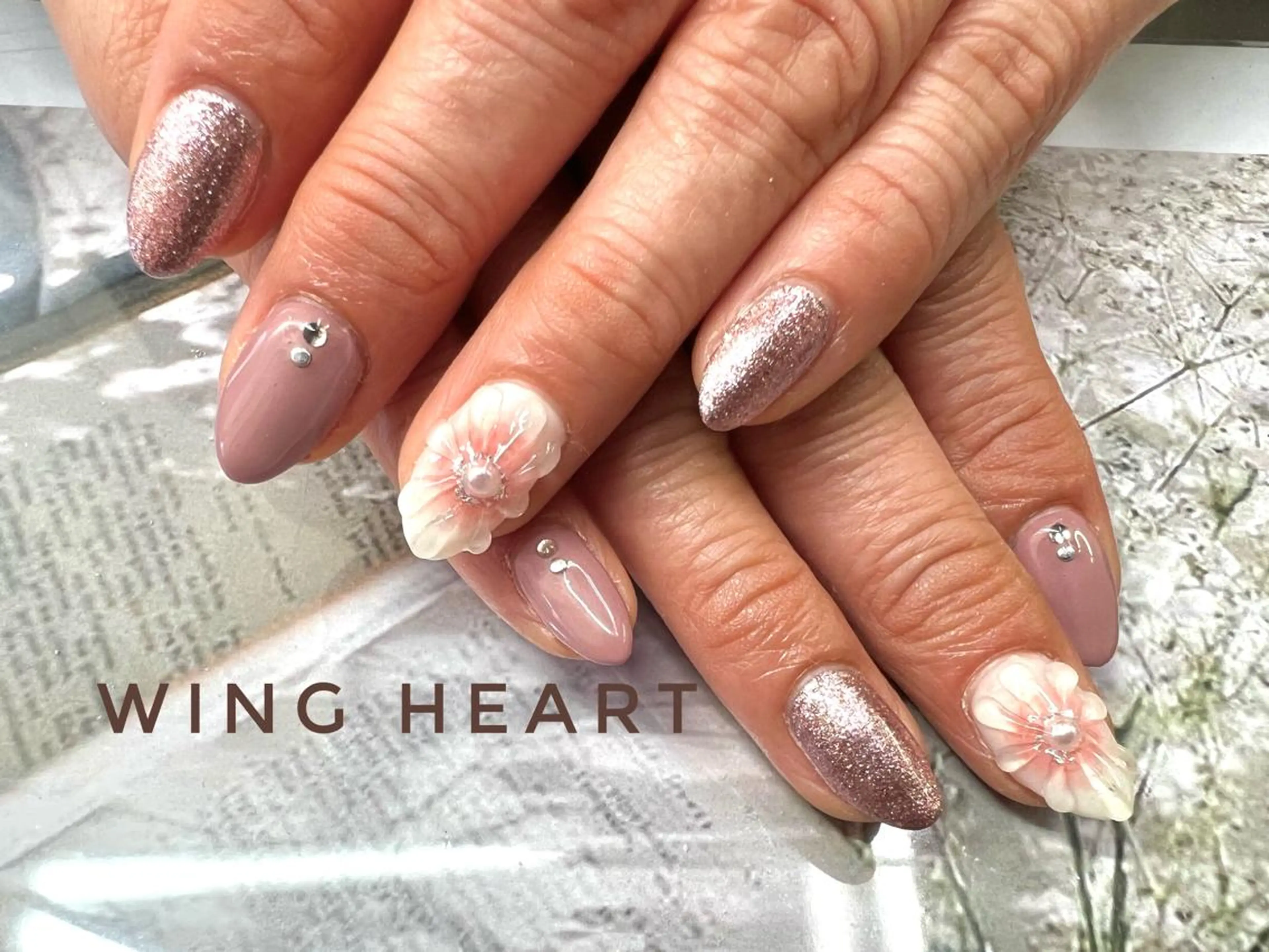 ネイル I. AYUMIのネイルデザイン