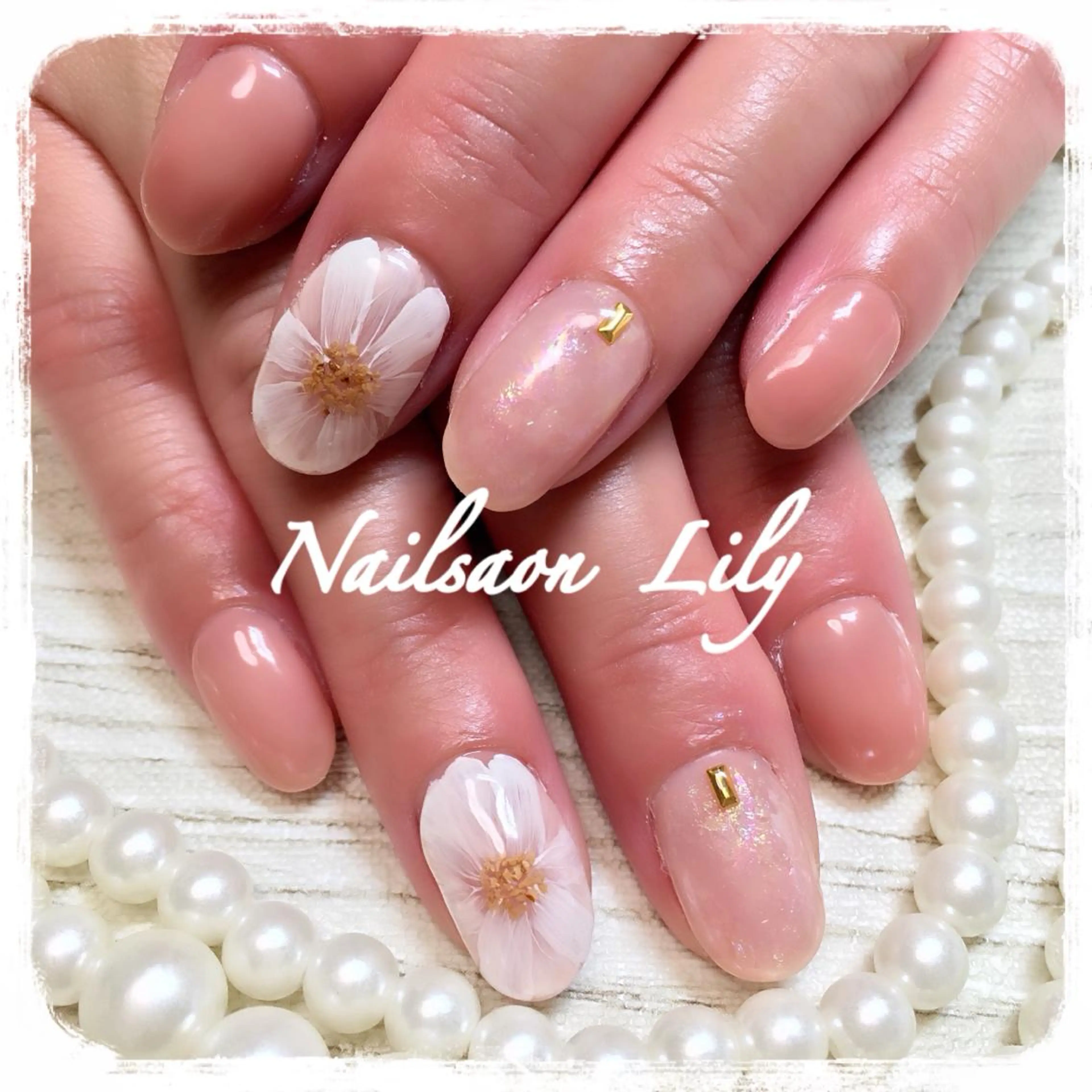 ネイル フラワーネイル ハンドネイル Nailsalon Lilyのネイルデザイン