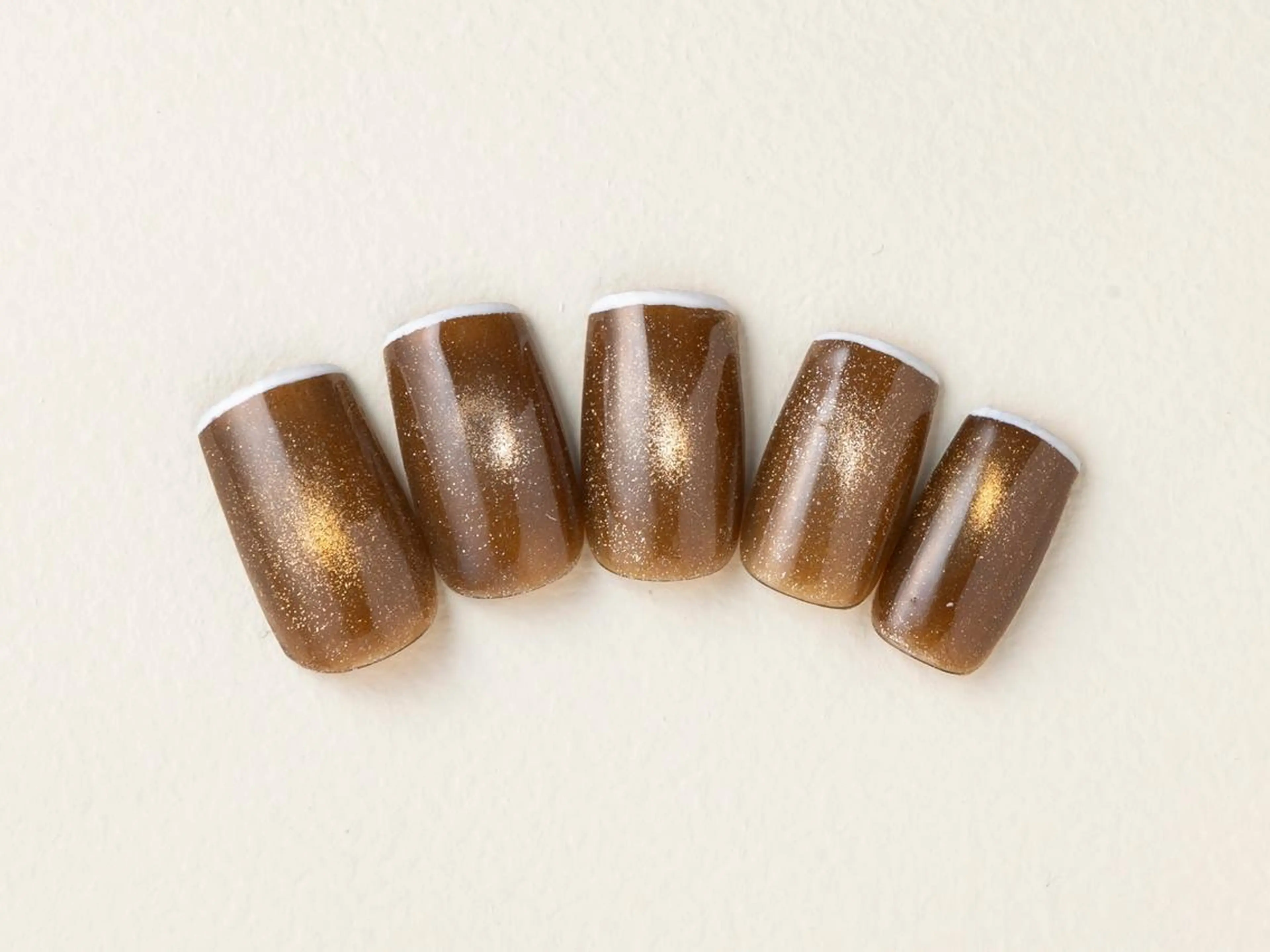 ネイル reyel Aのネイルデザイン