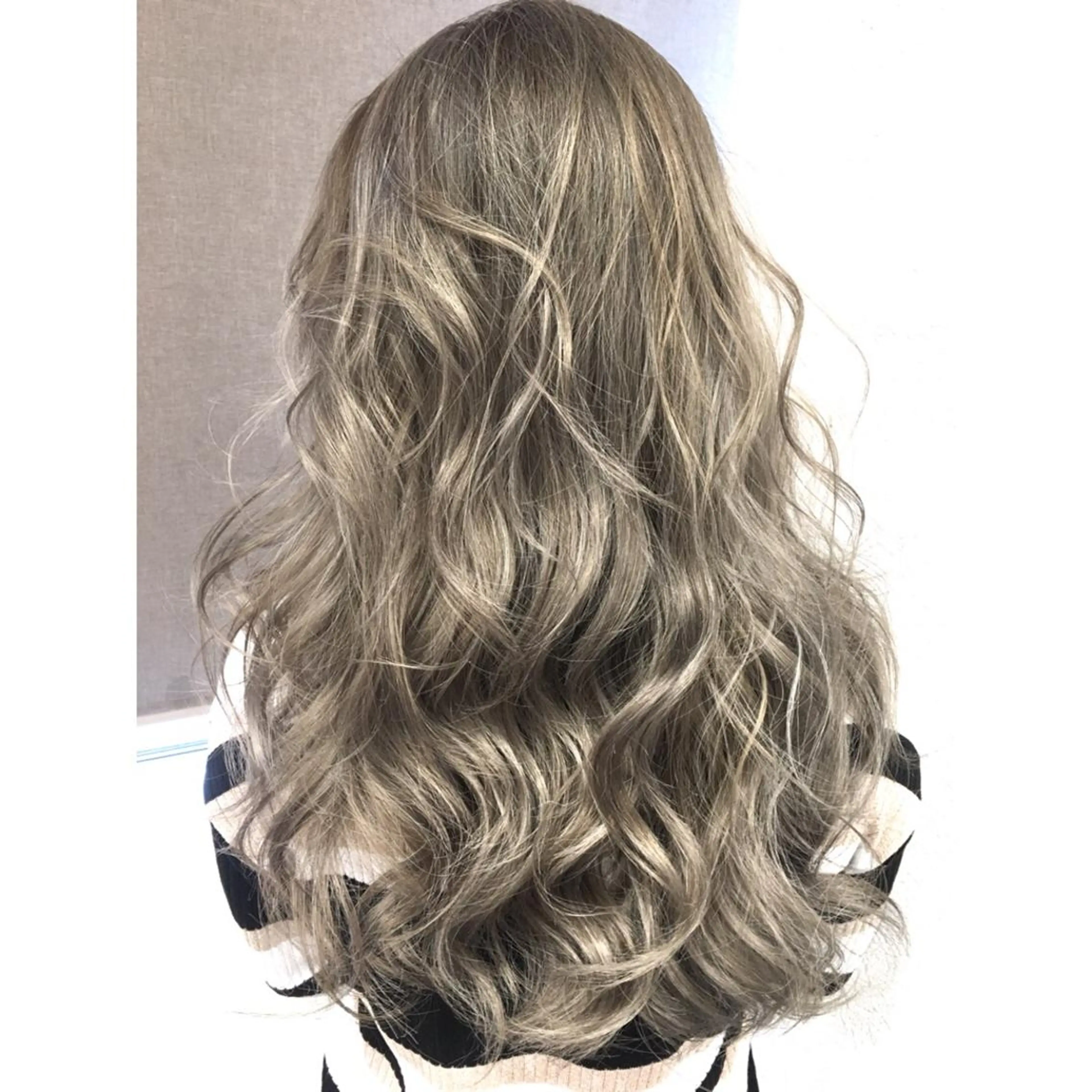 セミロング カラー ハイライトカラー 3Dハイライト ハイライト 縮毛矯正 トリートメント 井上 一平のヘアスタイル