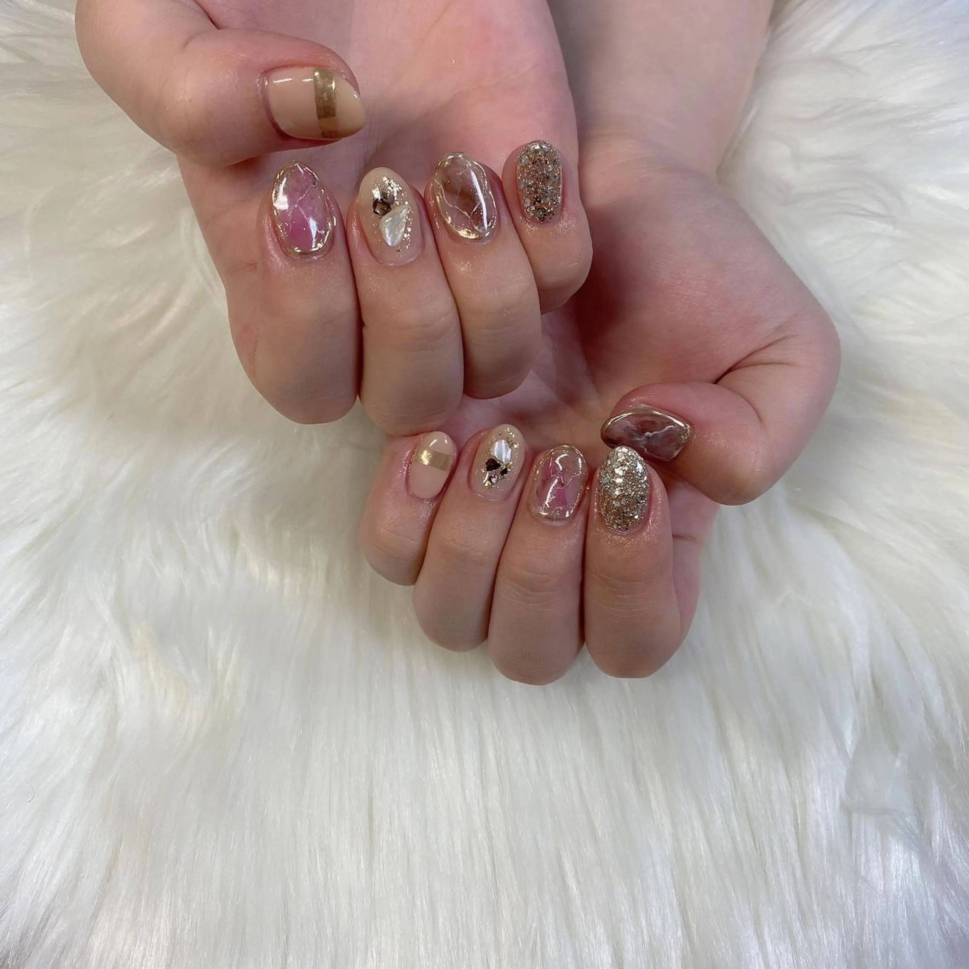 ネイル ハンドネイル 西岡 杏のネイルデザイン