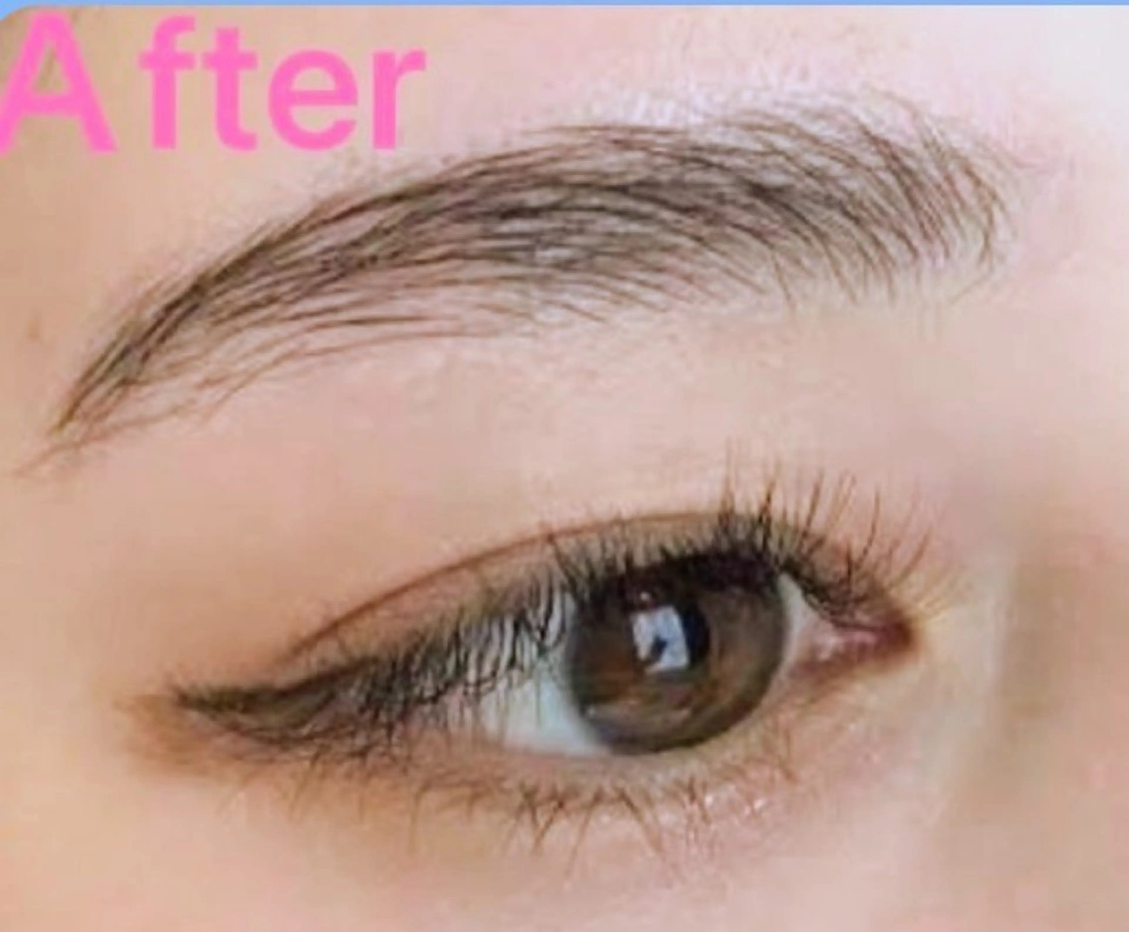 アイブロウスタイリング＆トリートメントdeカールの写真