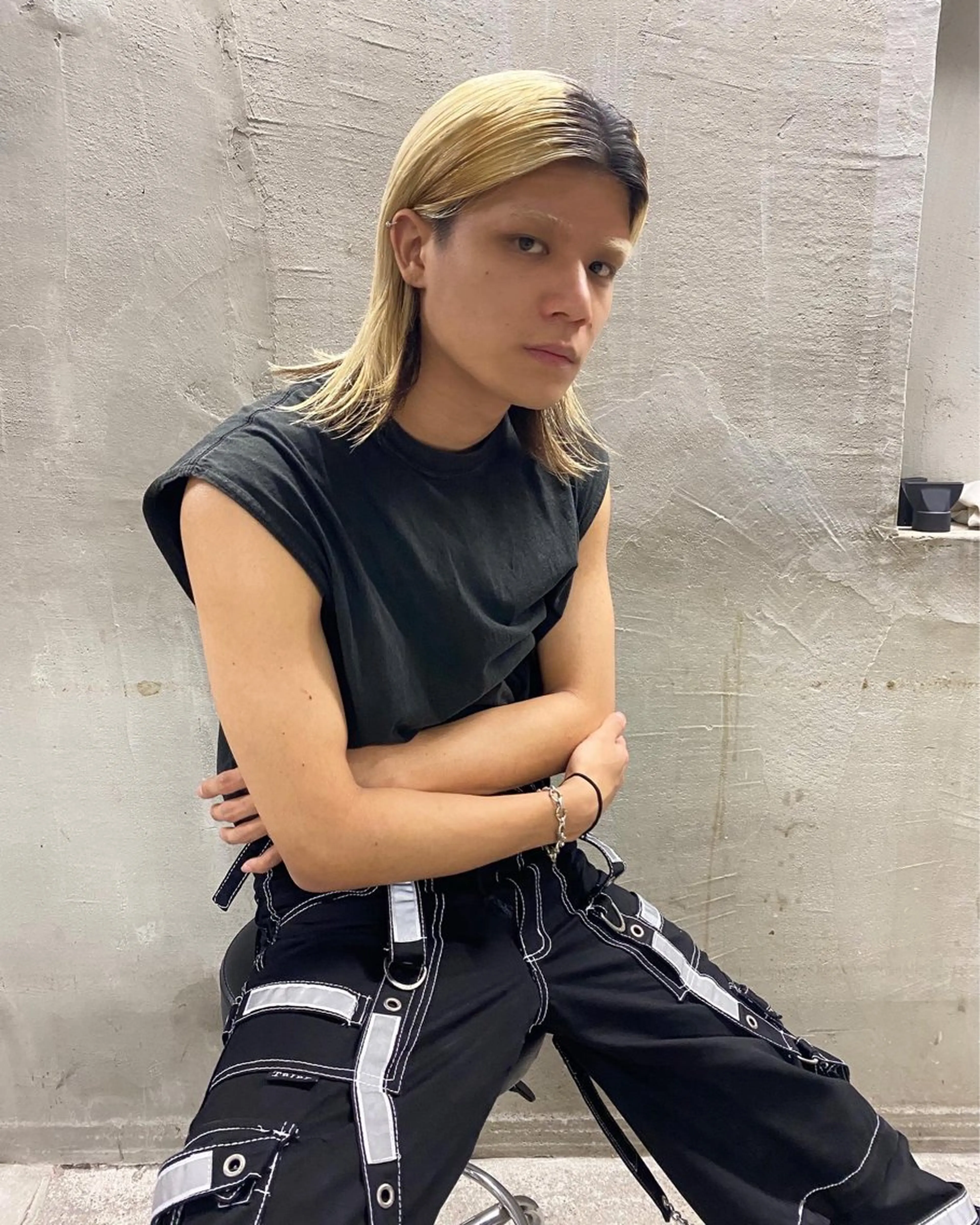 セミロング カラー メンズ メンズブリーチ ブリーチ カット ヘアカラー パーマ、髪質改善 カズマのヘアスタイル