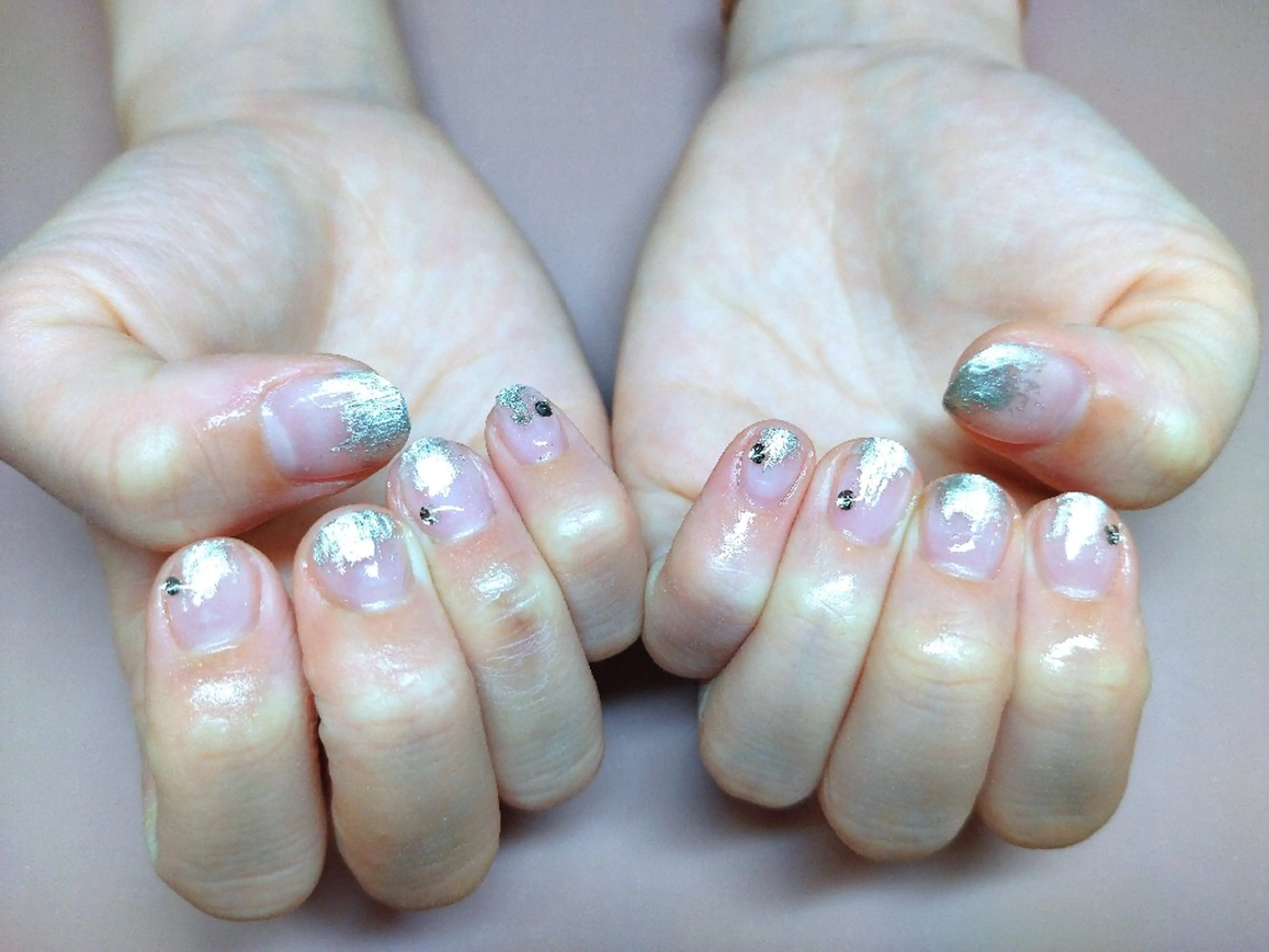 ネイル ハンドネイル 鐙 桃華のネイルデザイン