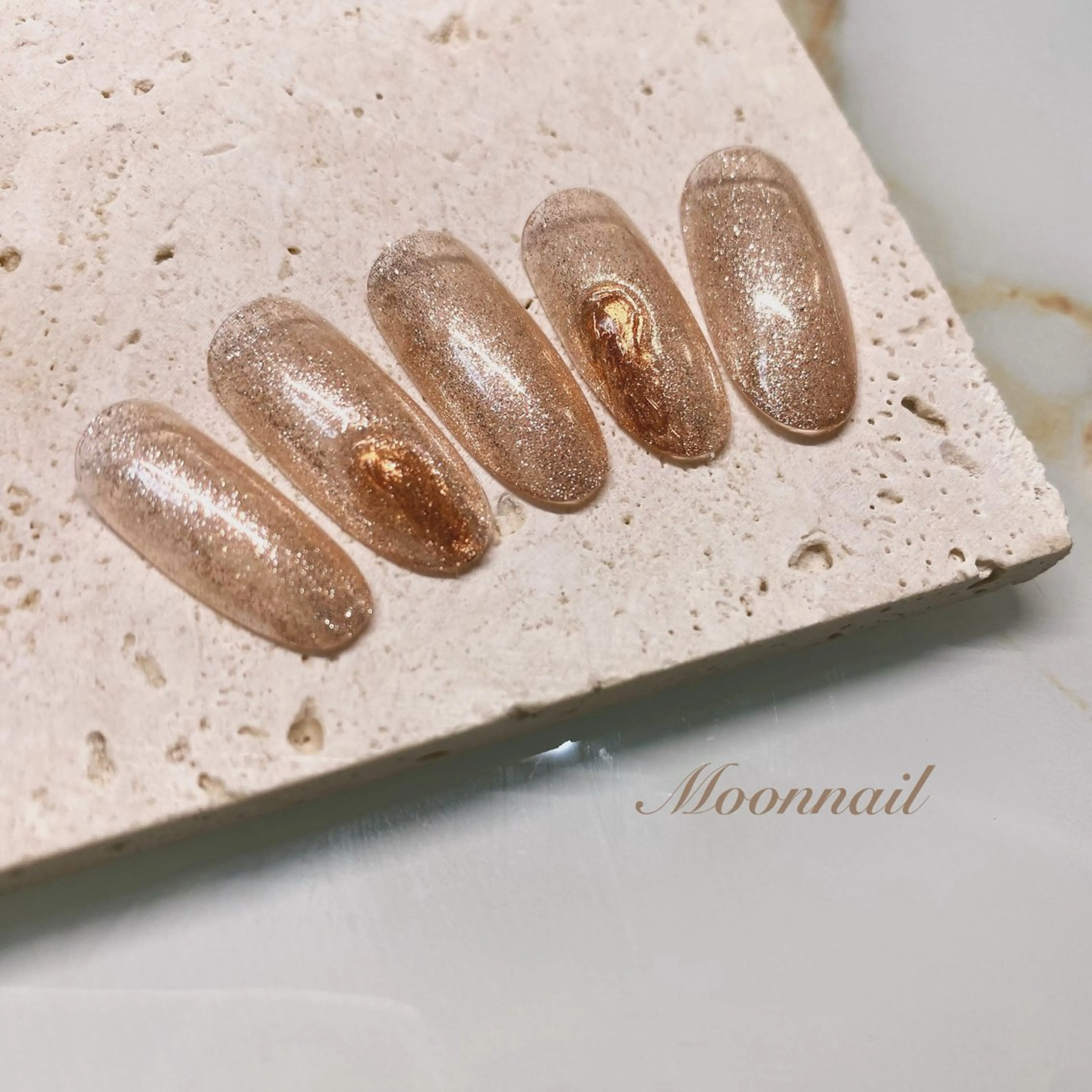 ネイル Moonnail所属・Moonnail Moekaのネイルデザイン