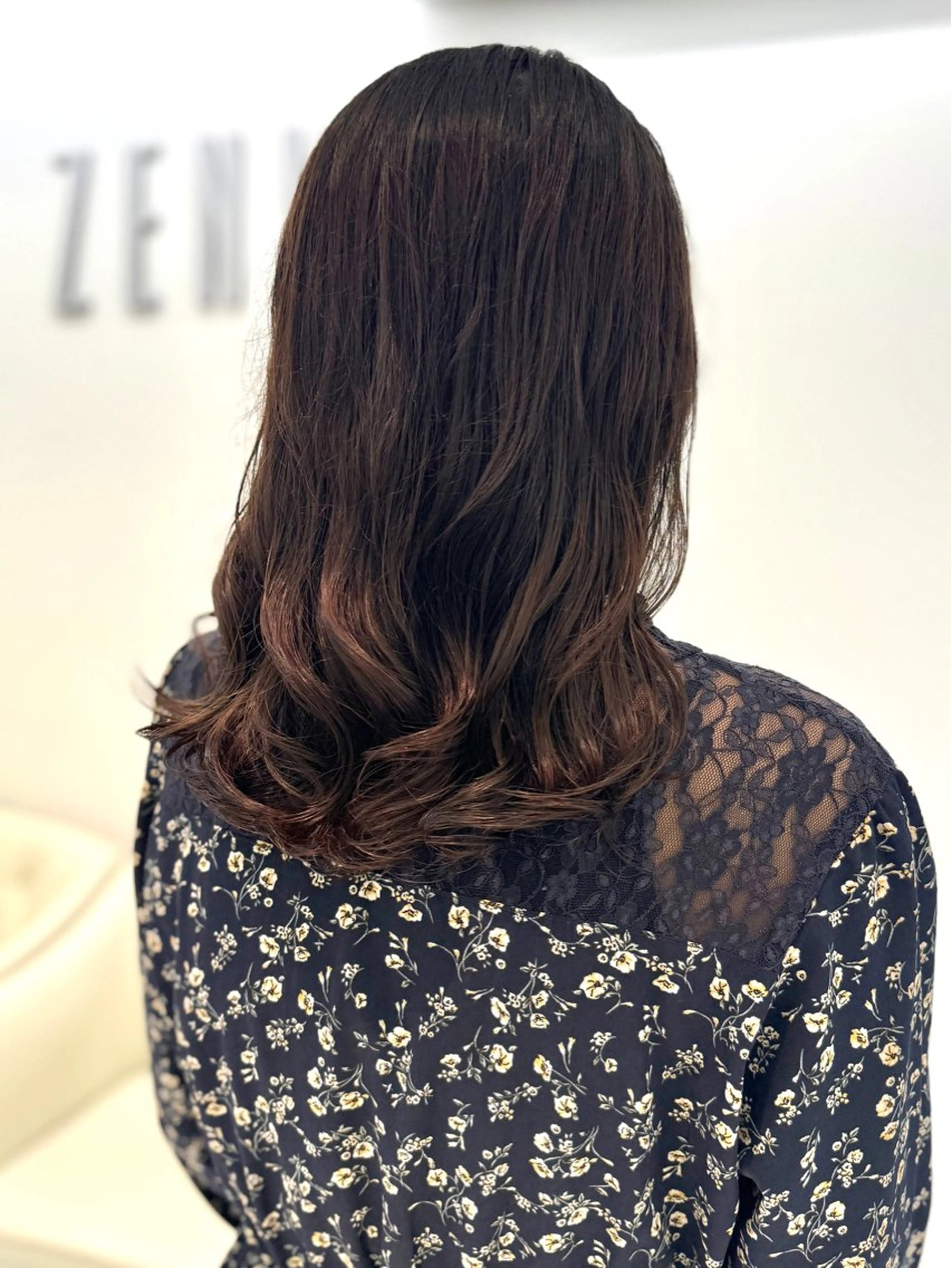 セミロング パーマ セミロングパーマ 韓国風ヘア カット パーマ トリートメント デジタルパーマ/ コテ巻き風パーマのヘアスタイル