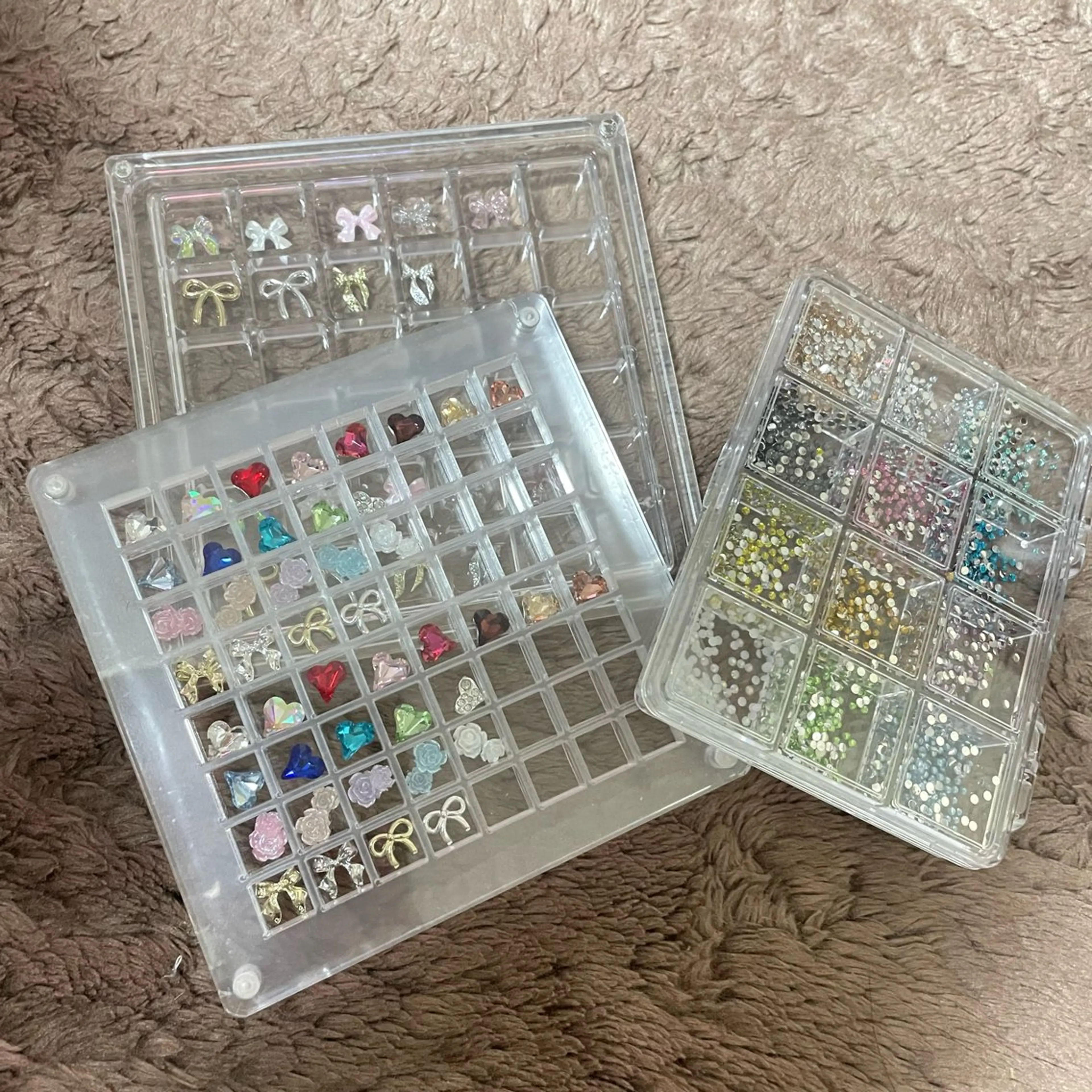 ネイル ストーンネイル みなみ❤︎ジャニオタ ネイリスト/堺筋本町のネイルデザイン