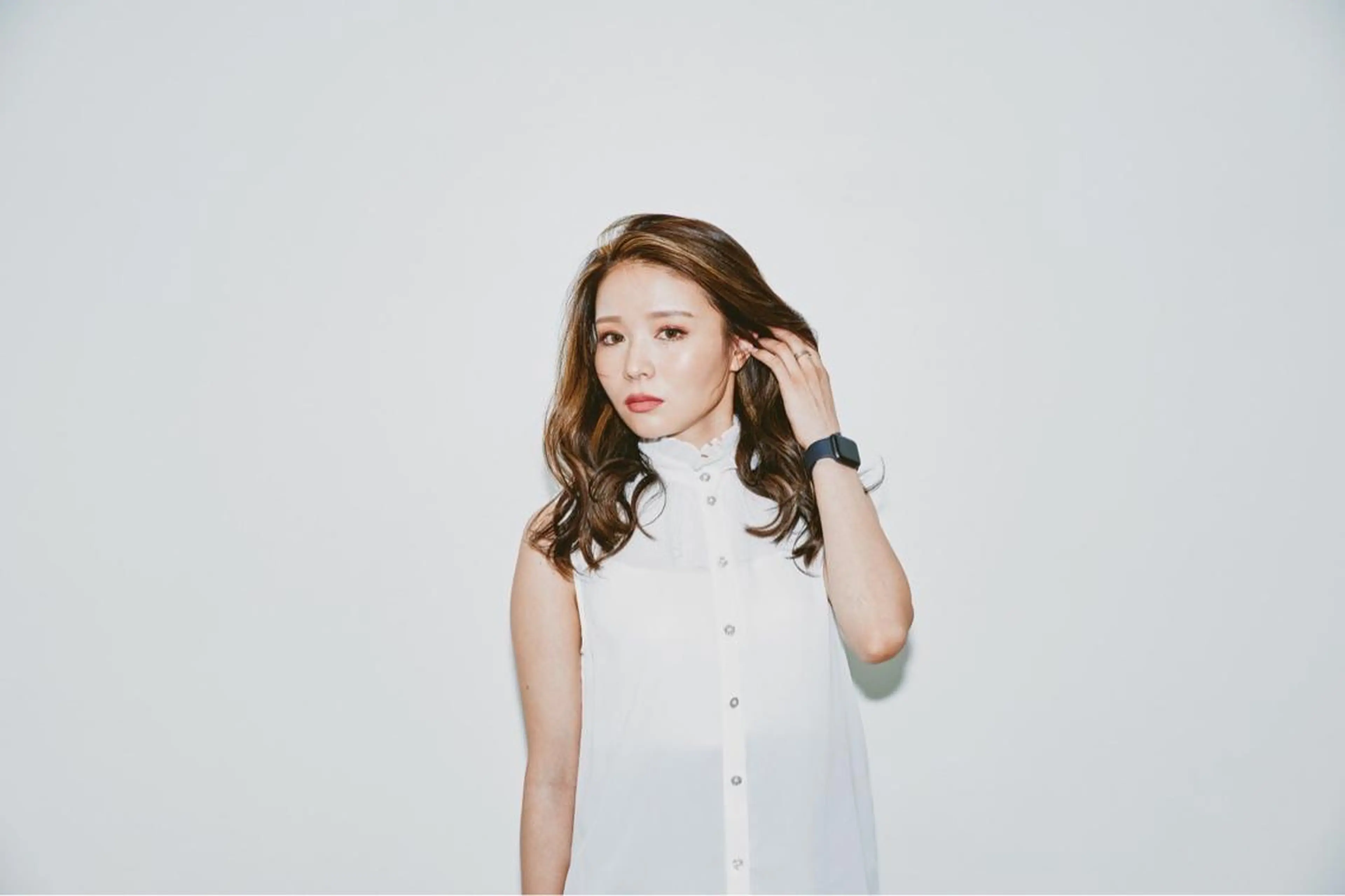 セミロング カラー MONIQA原宿所属・デザインカラーウルフ 宙也のヘアスタイル