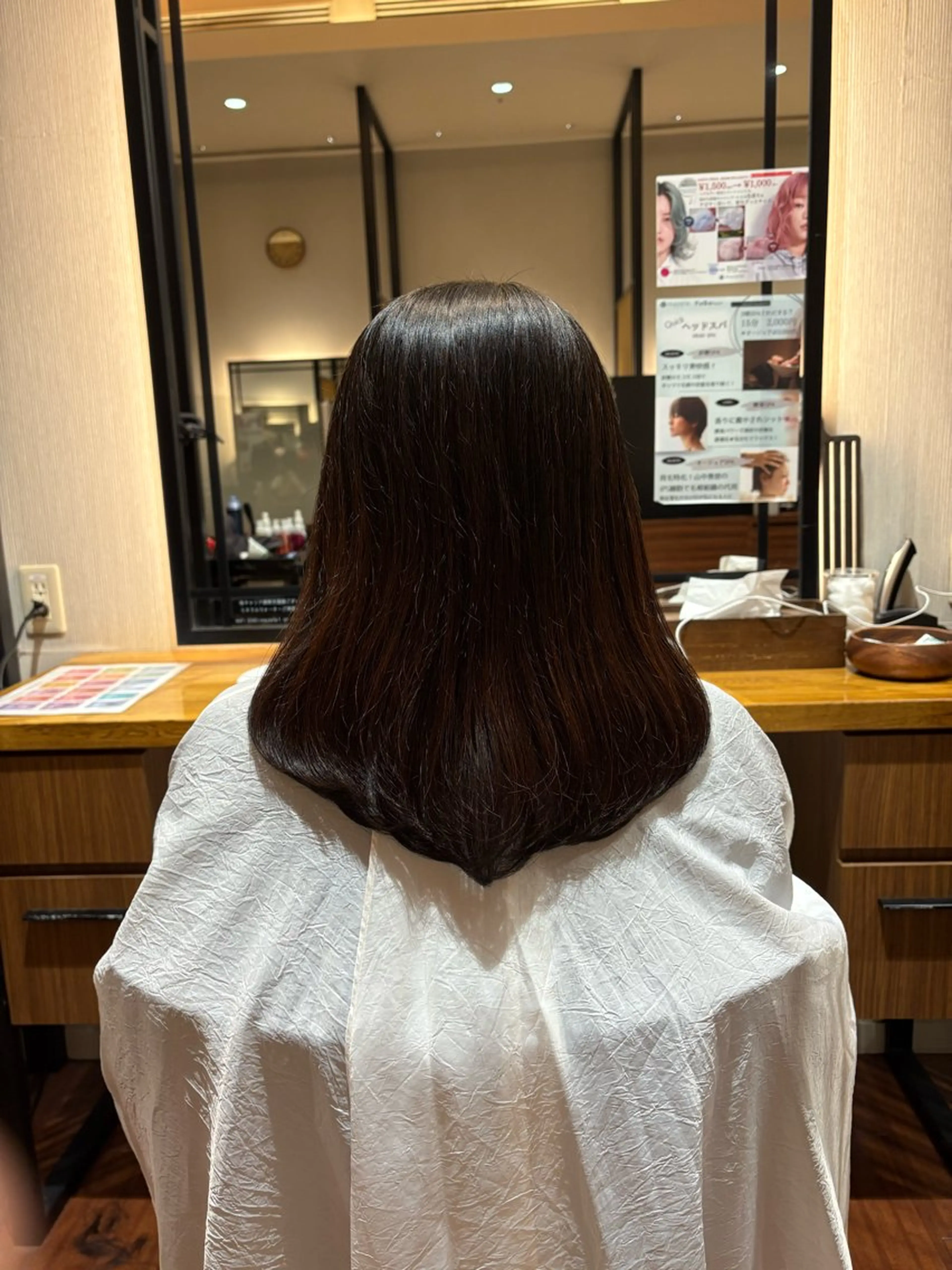 セミロング 髙田 千華 髪質改善ストレートのヘアスタイル