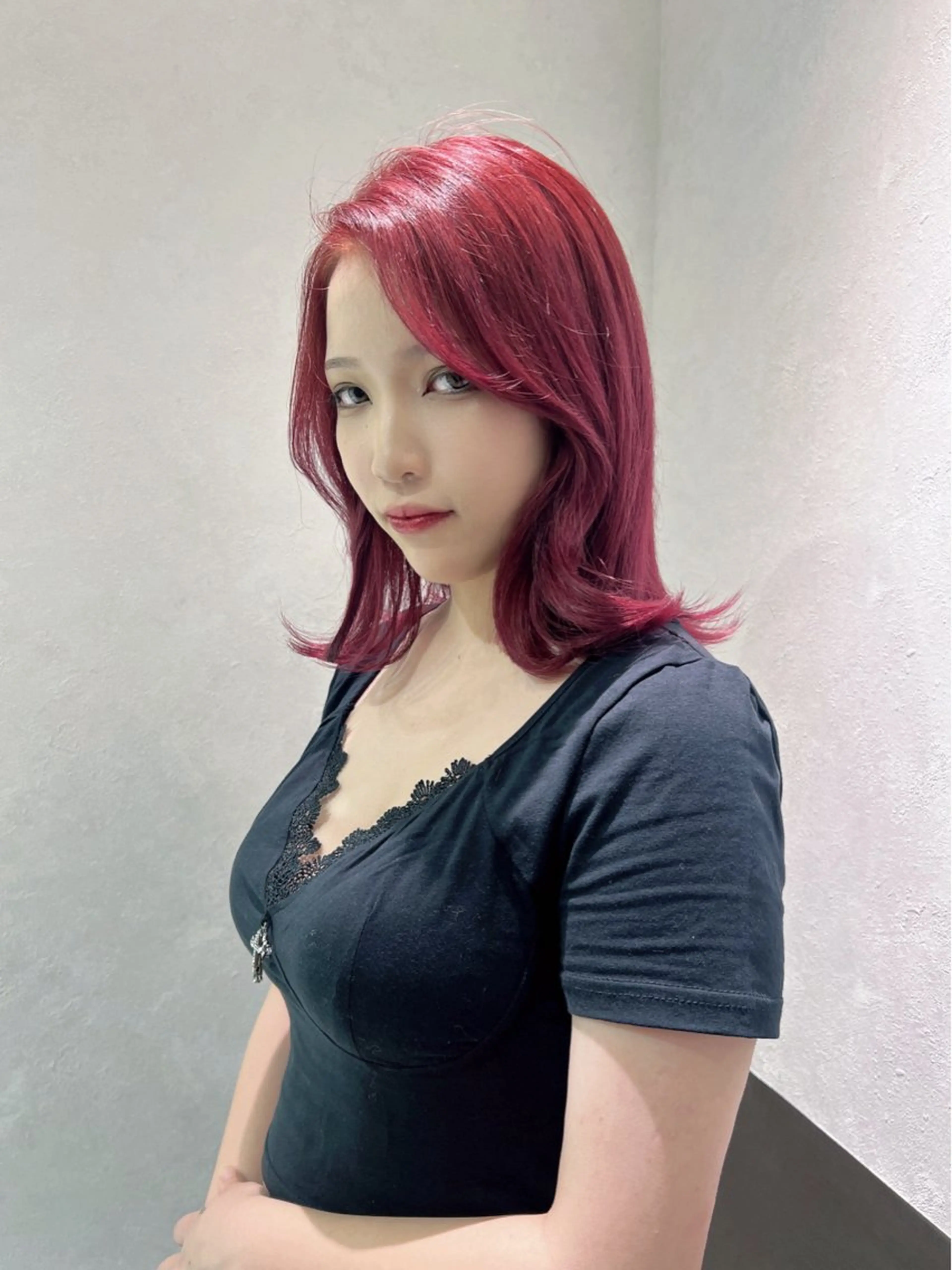 カラー nehus nagaoka所属・🖤複雑履歴ブリーチ Mizuki 🖤のヘアスタイル