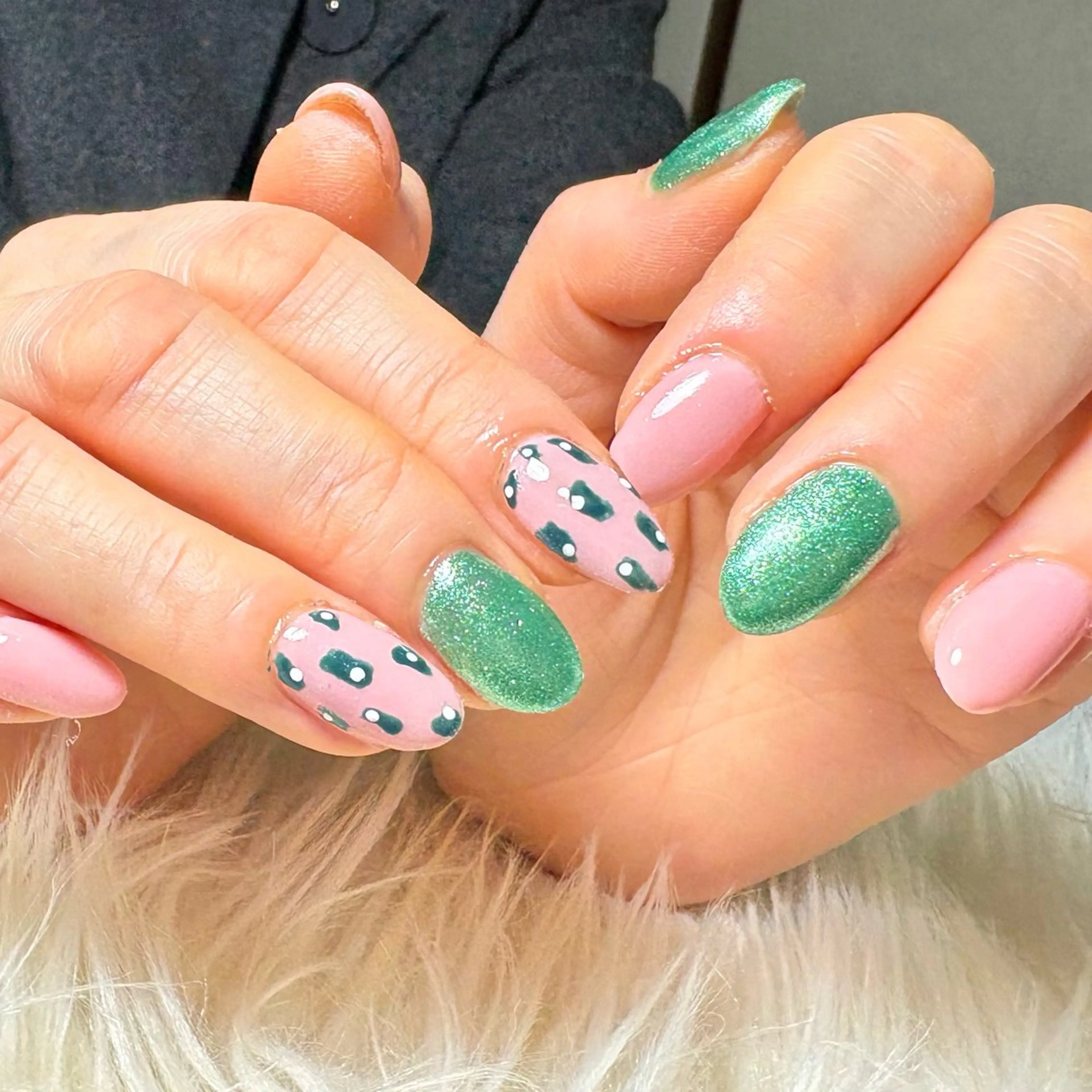 ネイル ハンドネイル ハンドケア hohomi .のネイルデザイン