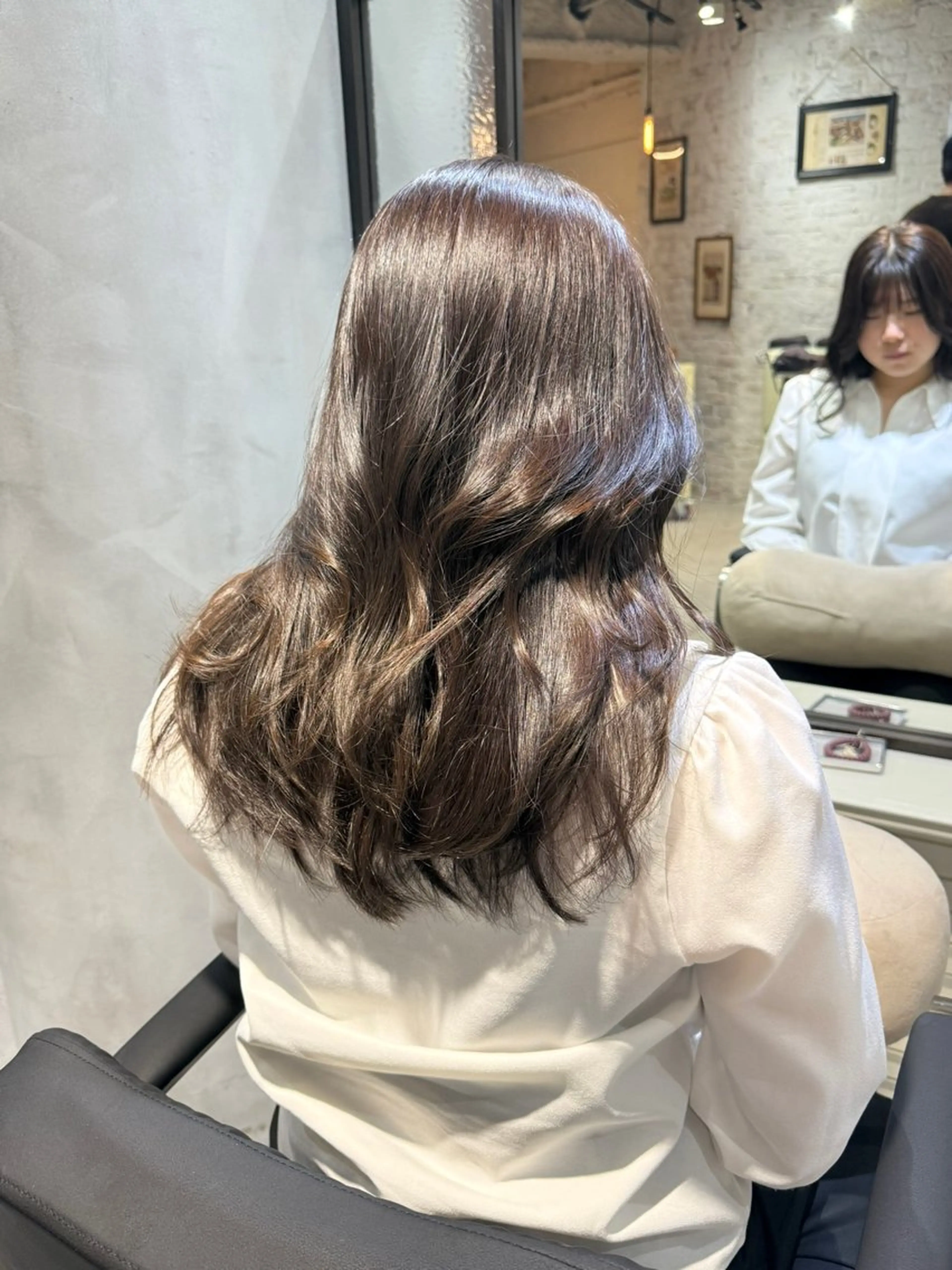 セミロング カラー カット ヘアカラー トリートメント 【銀座】艶髪/上品な カラー特化/涼/駅近のヘアスタイル