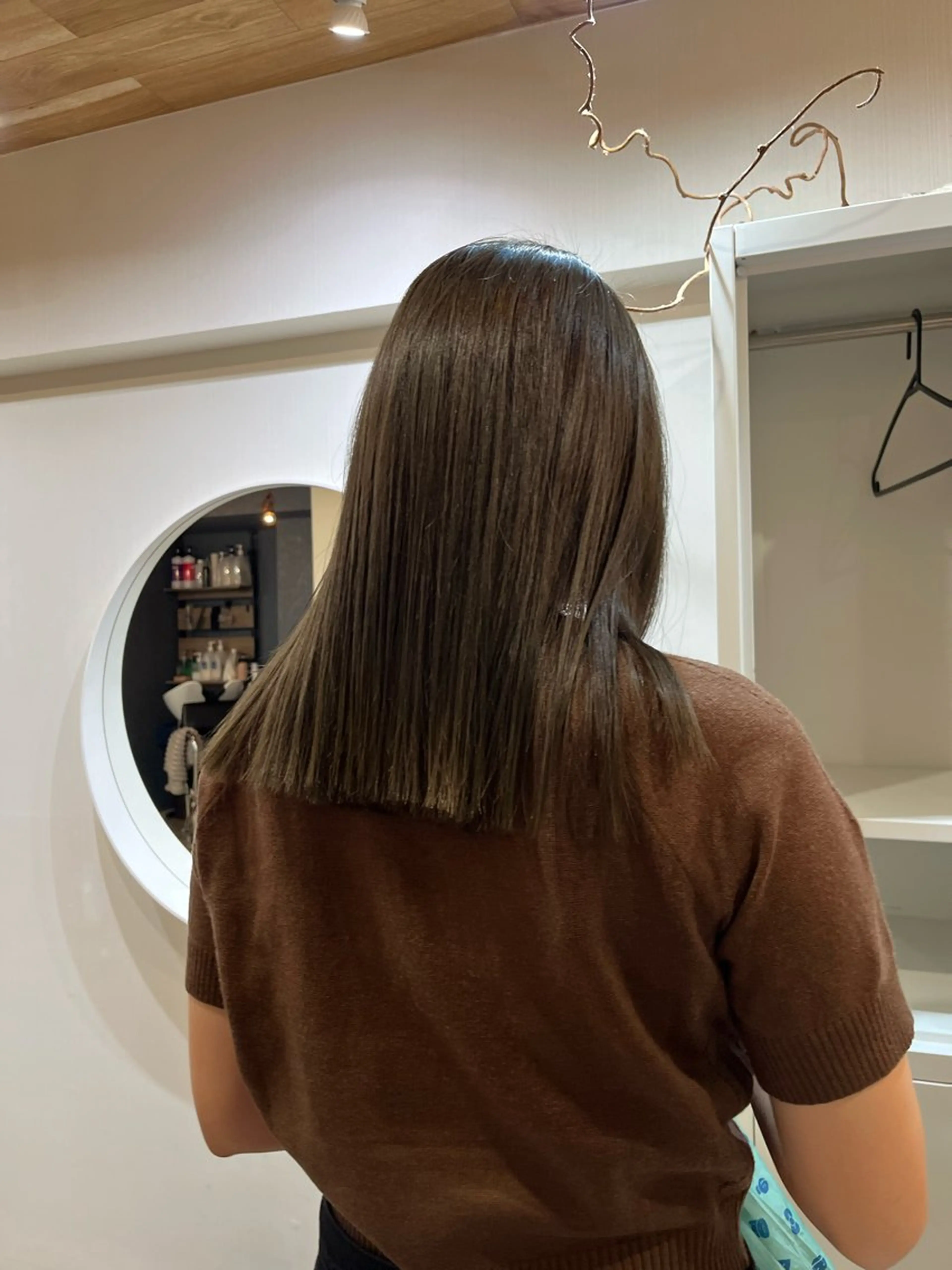 セミロング カラー 下石怜子/レイヤー/ 透明感カラーのヘアスタイル