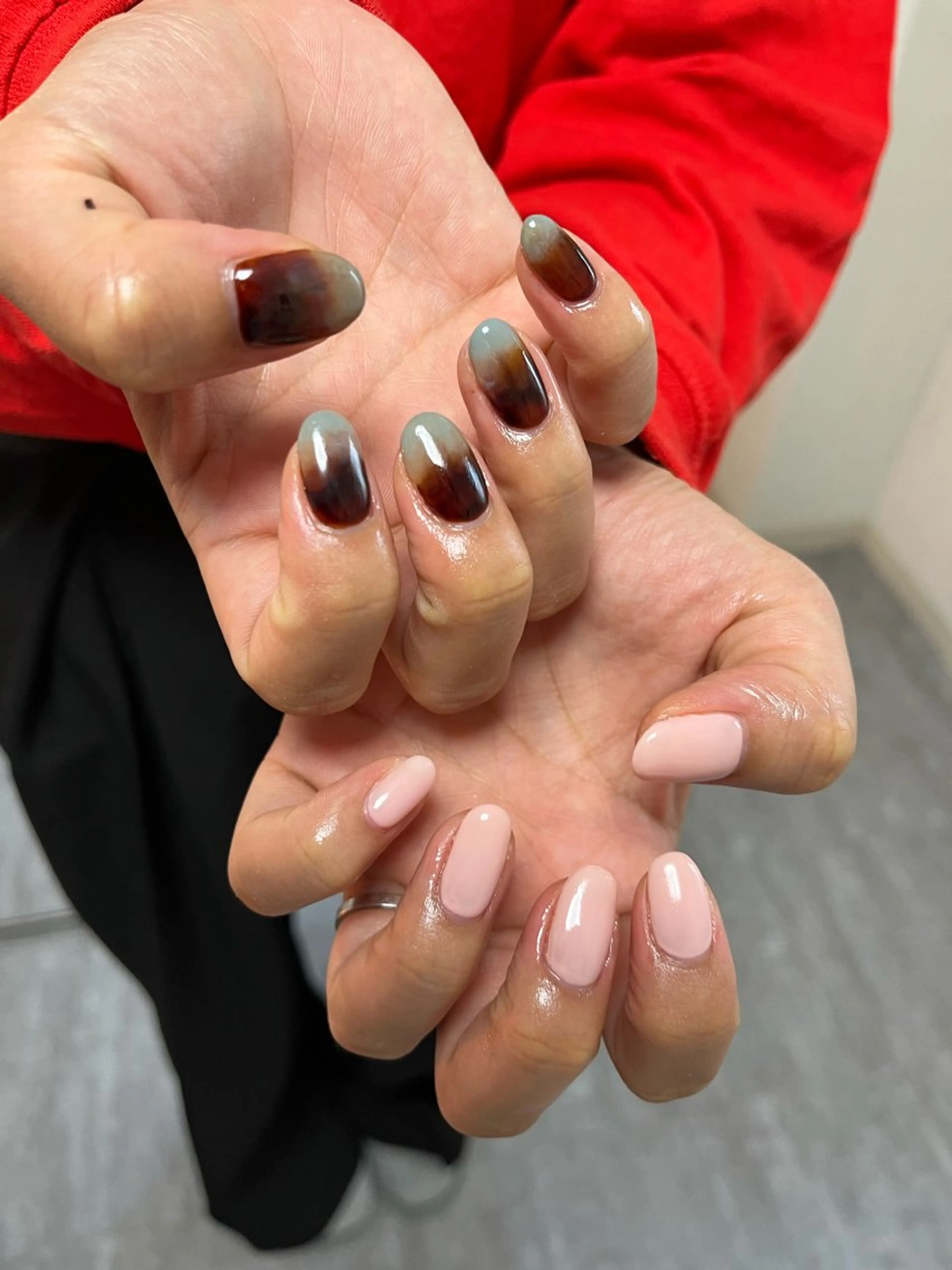 ネイル ワンカラーネイル ハンドネイル une／YUKINA 🫧大人nuanceのネイルデザイン