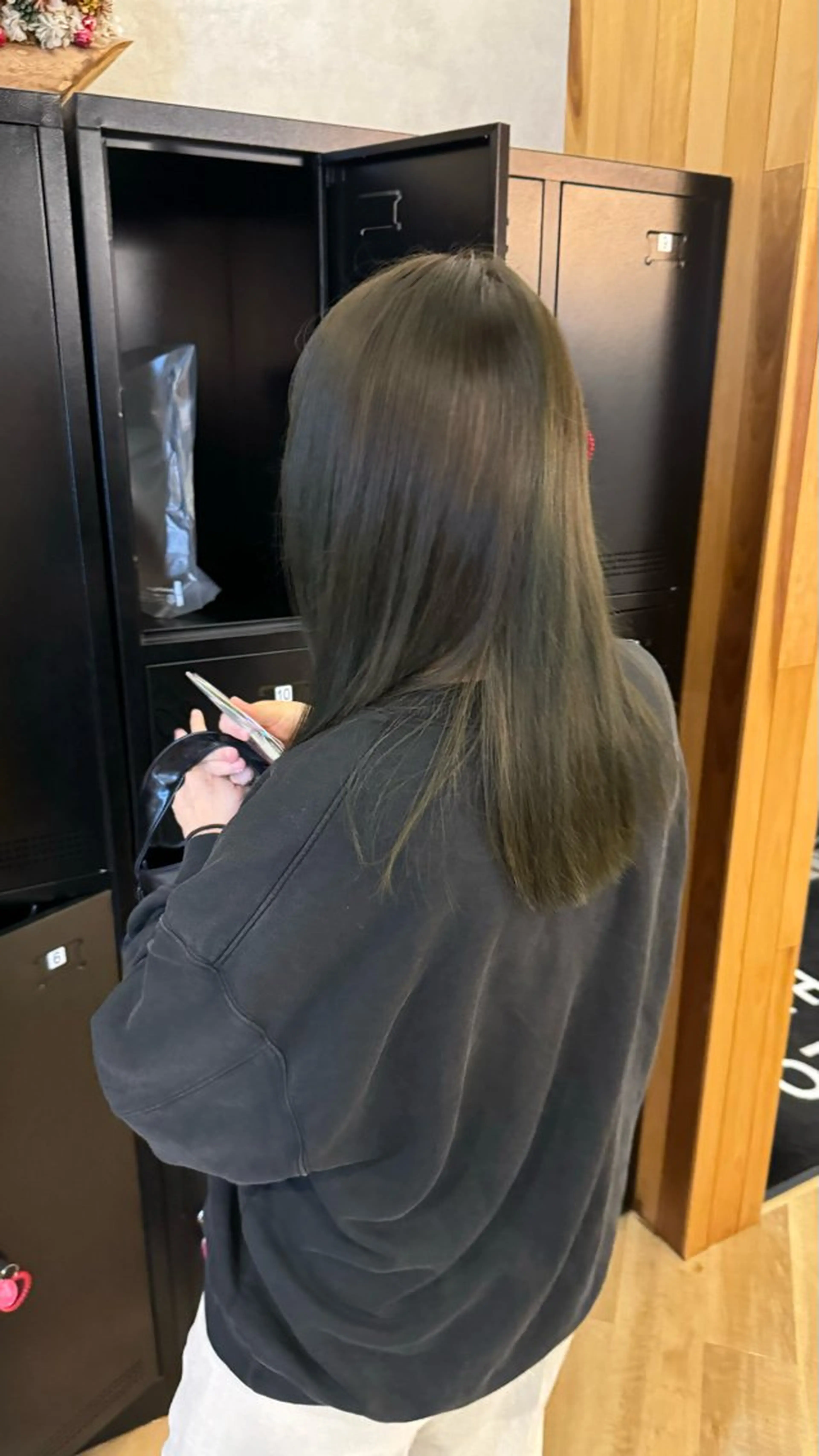 ロング 今井 光のヘアスタイル