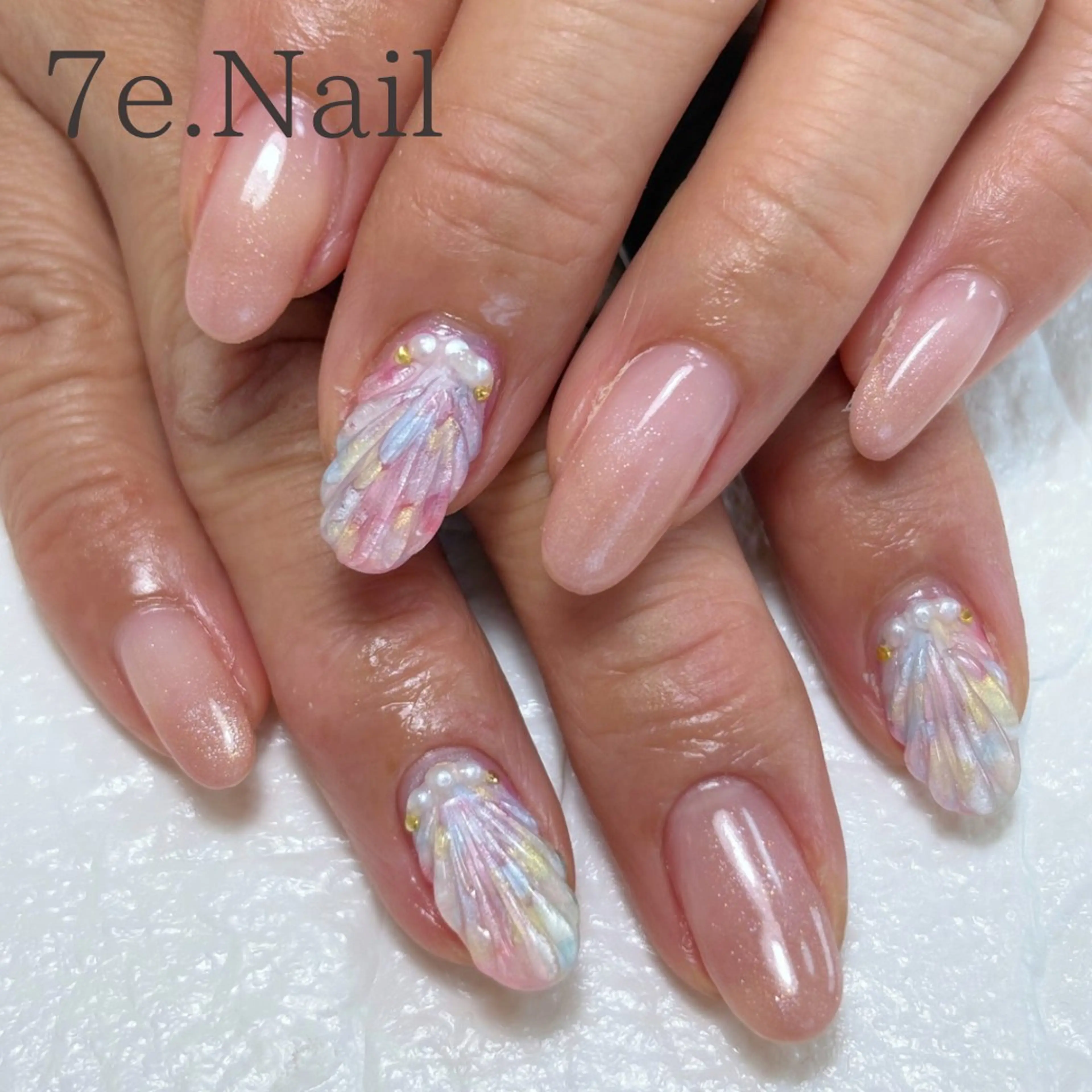 ネイル 7e. Nailのネイルデザイン