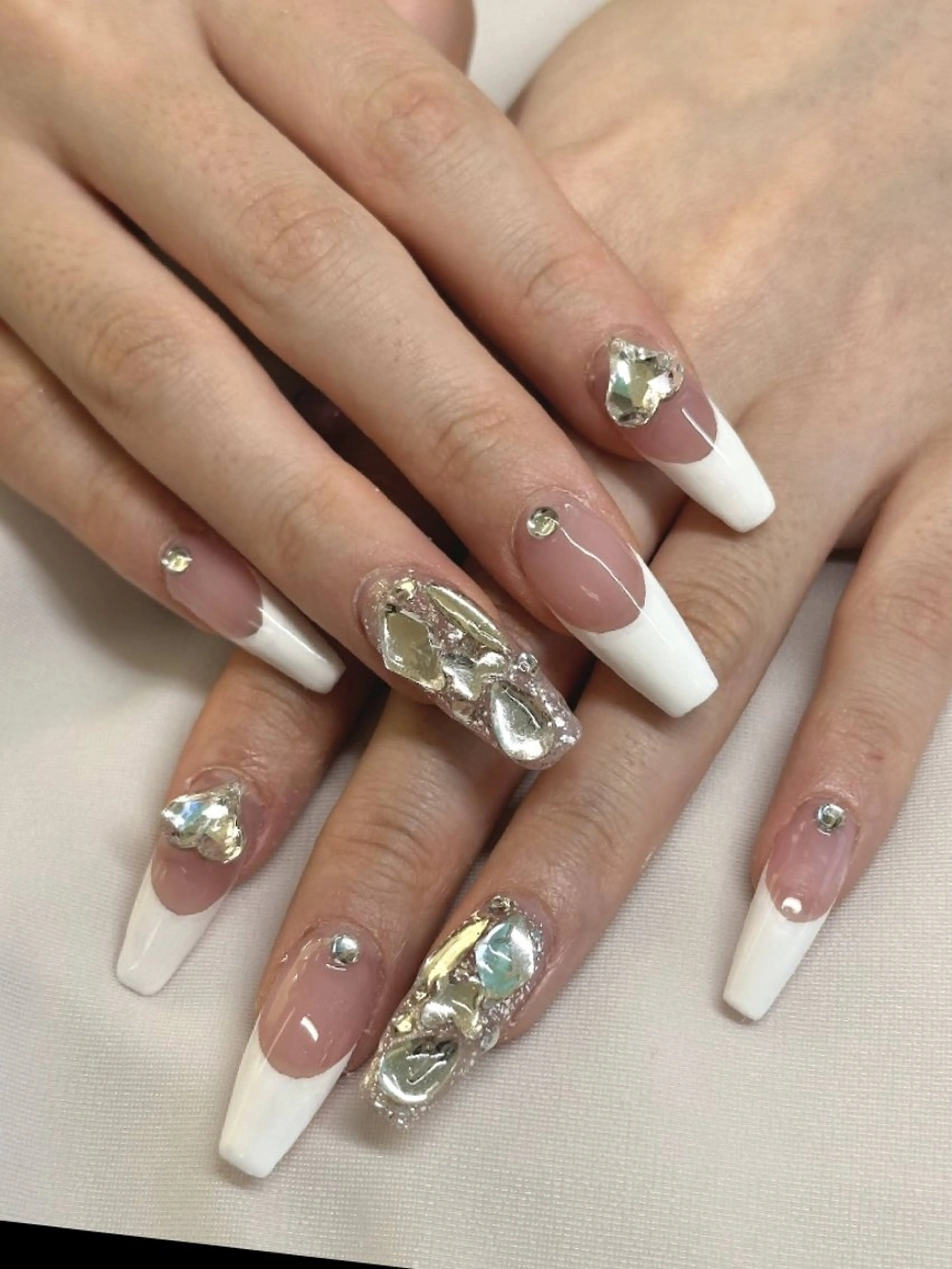 ネイル ハンドネイル salon iris 🦋北広島市大曲のネイルデザイン