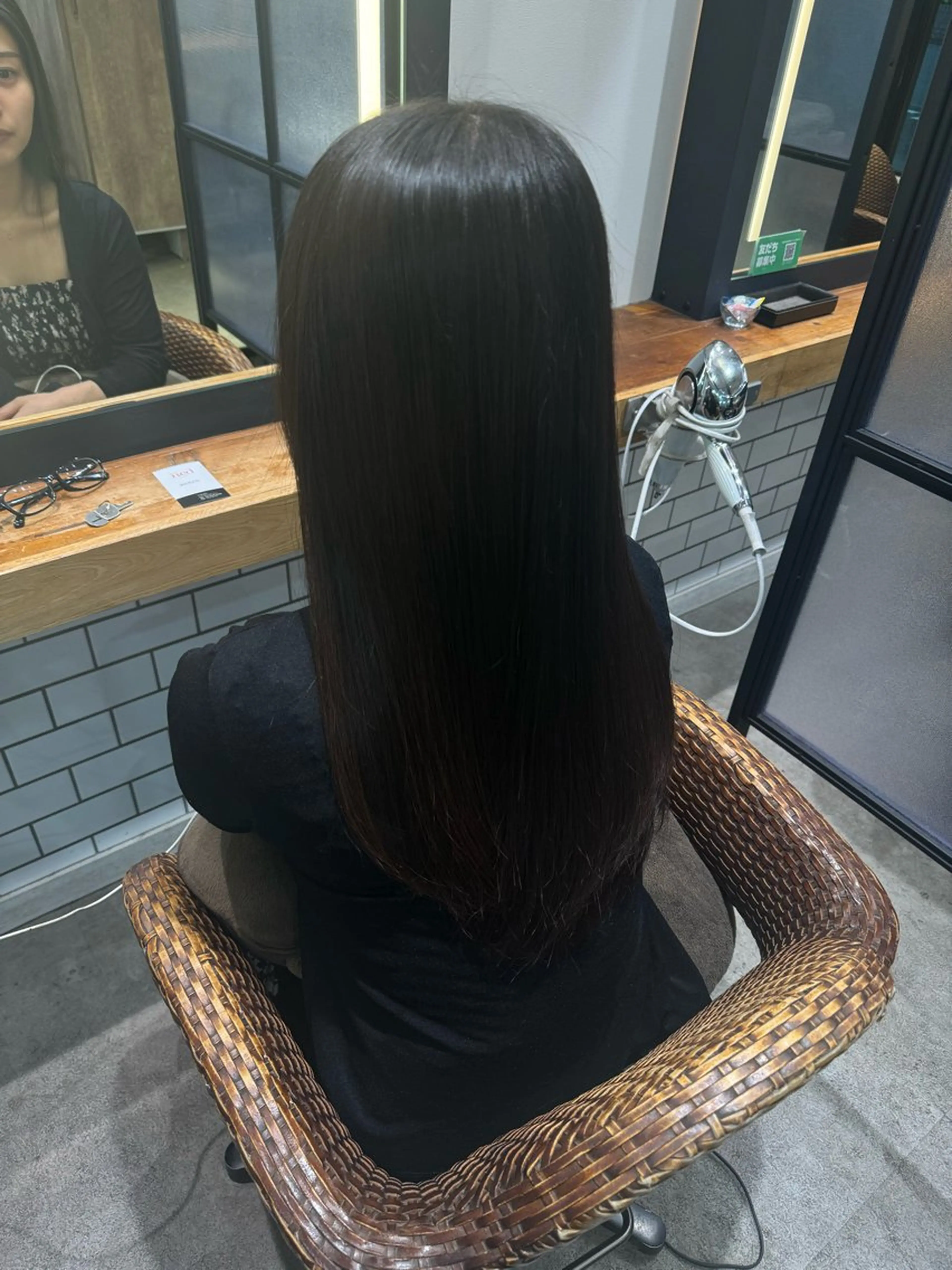 ロング トリートメント red neo あいりのヘアスタイル