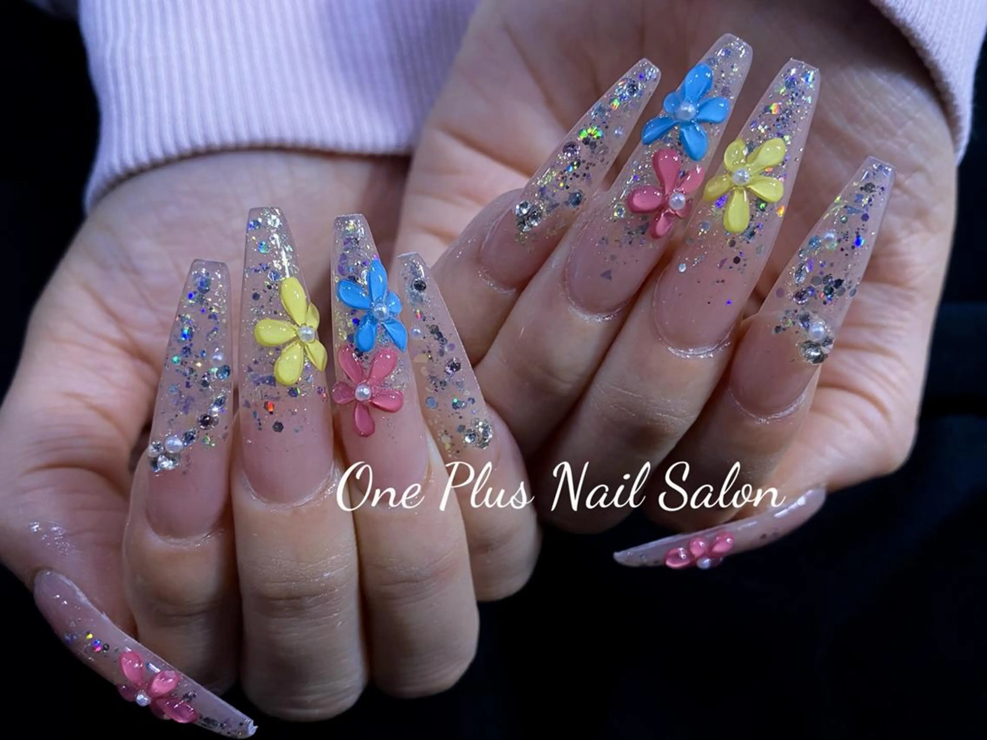 ネイル One Plus Nail Salonのネイルデザイン