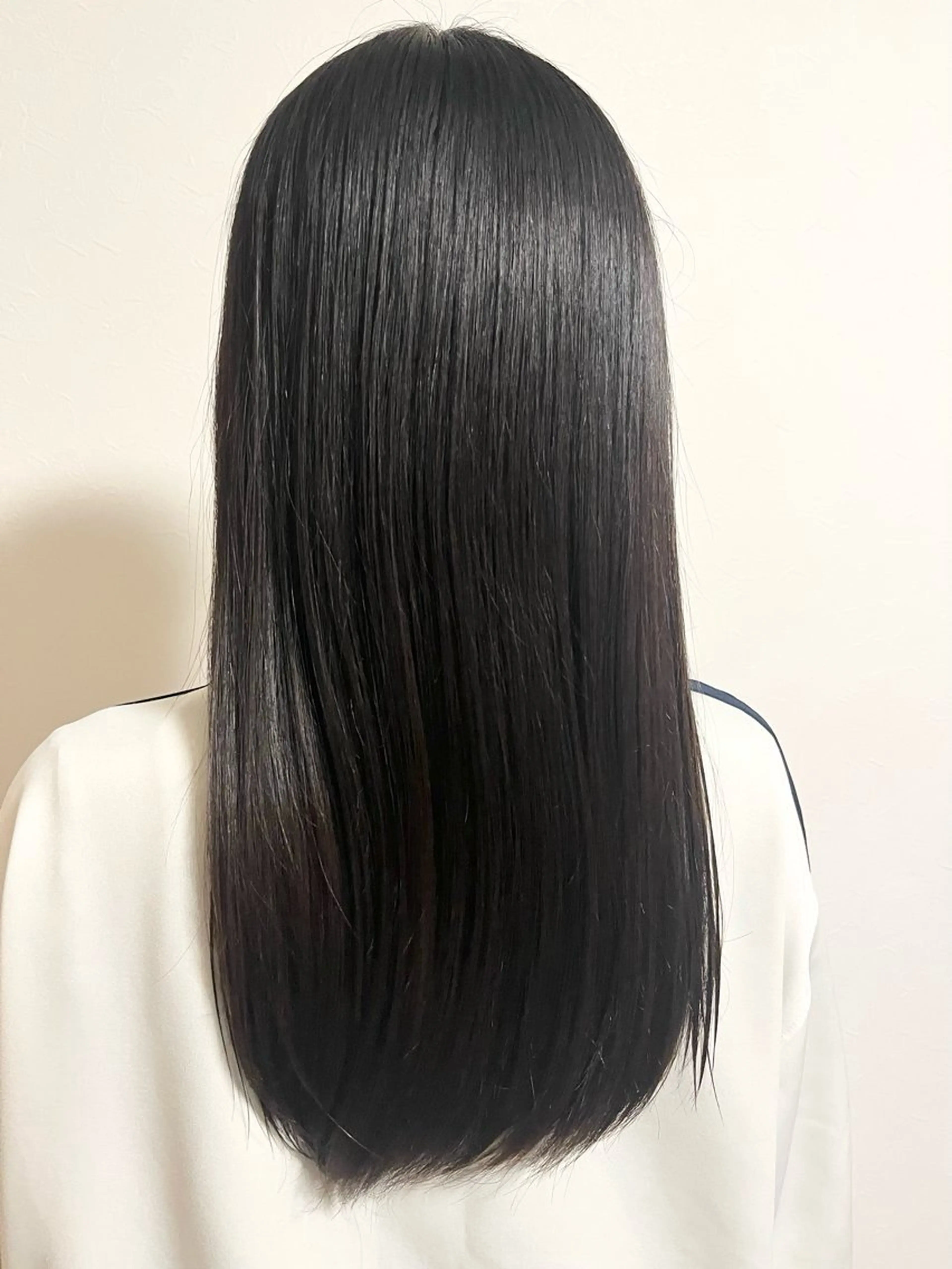 縮毛矯正🎶くせ毛でうねりが気になる方おすすめ！の写真