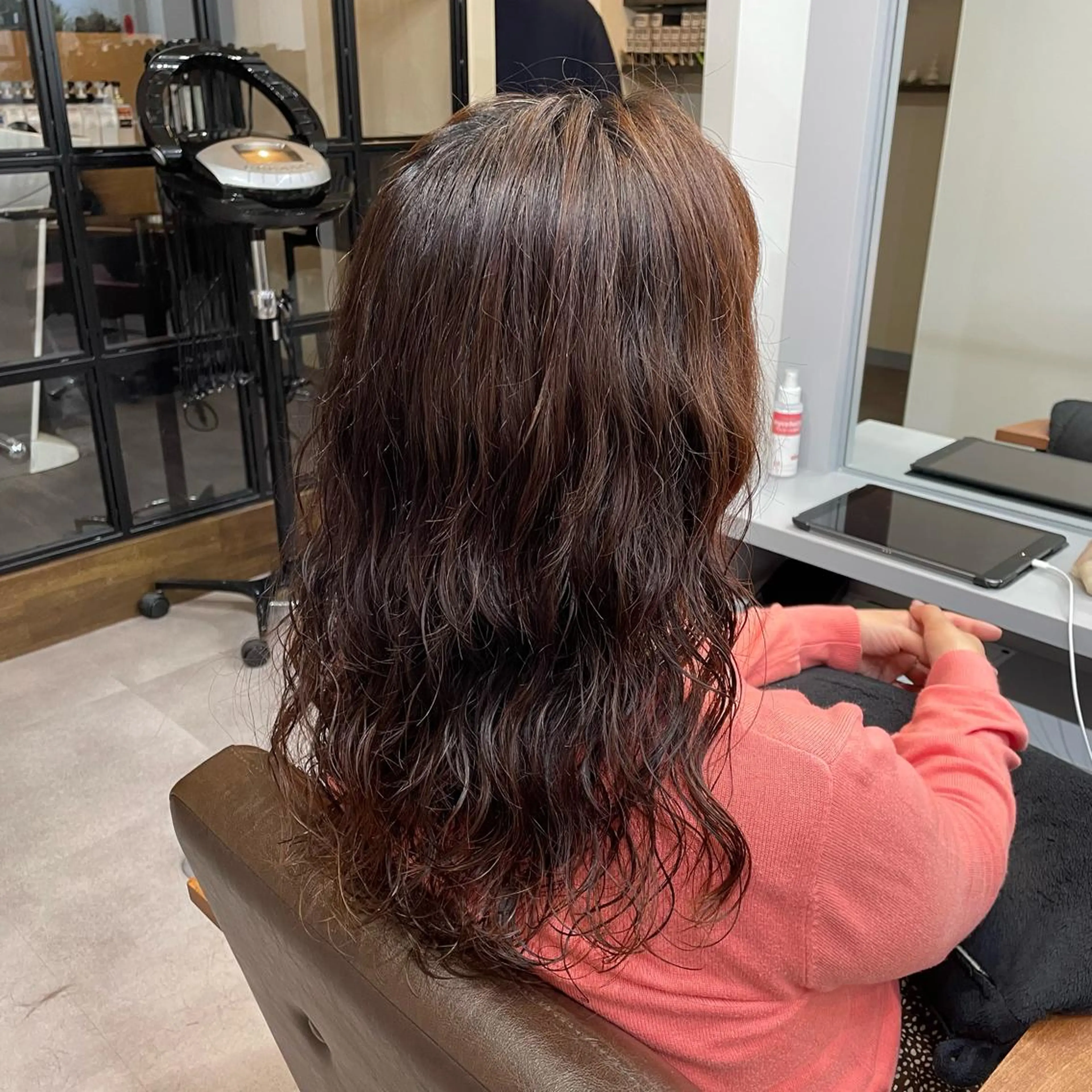 ロング パーマ ロング カット パーマ monami 山本華菜のヘアスタイル