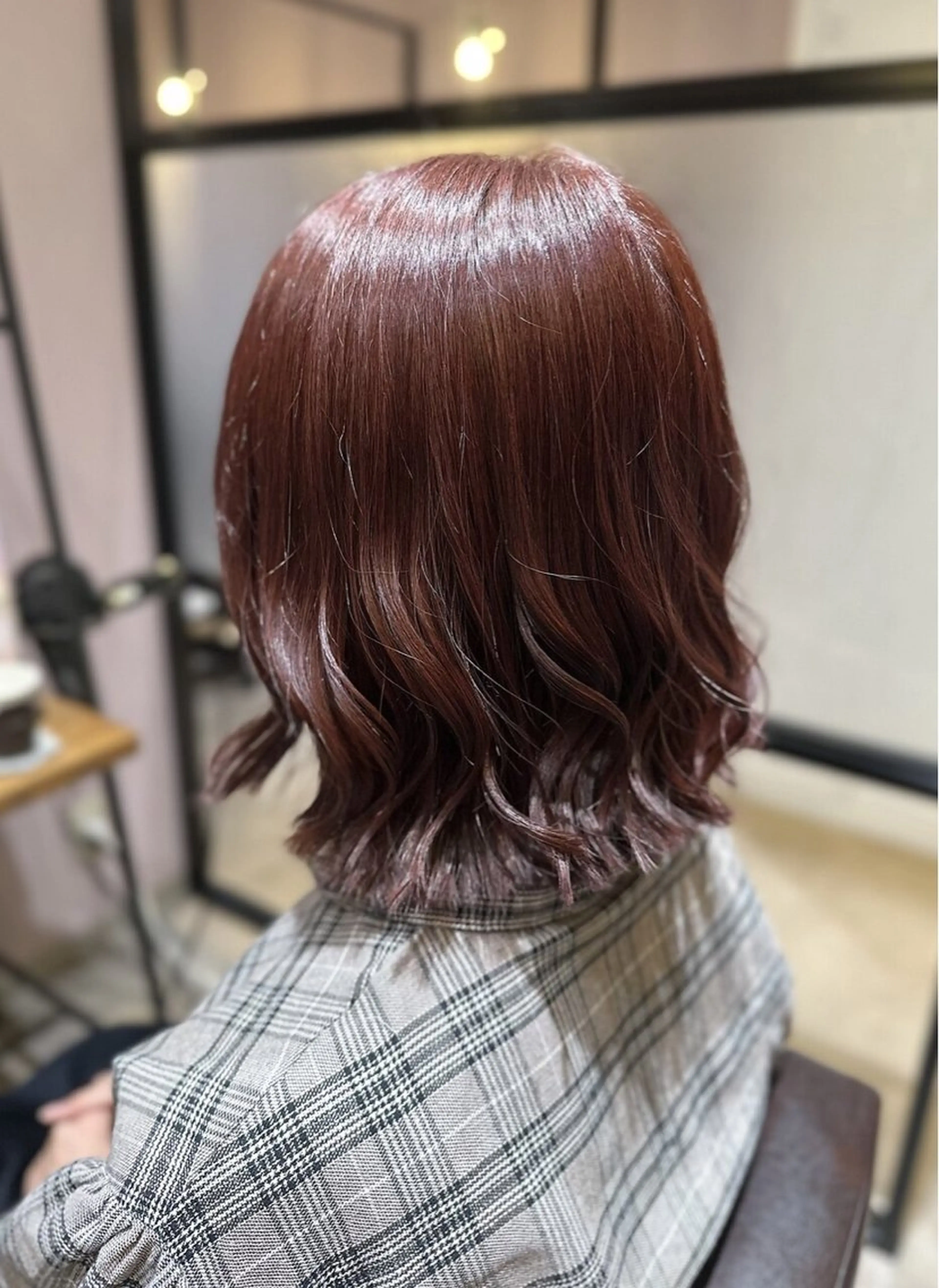 カラー 西原 愛紗のヘアスタイル